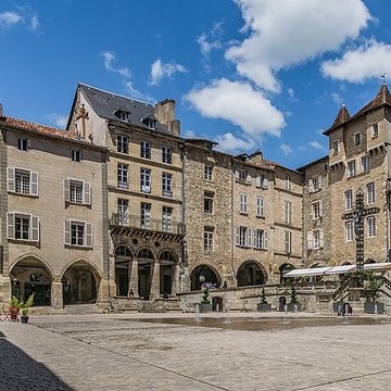 Place Notre-Dame de Villefranche-de-Rouergue