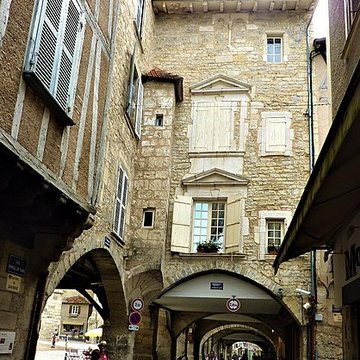 Place Notre-Dame de Villefranche-de-Rouergue
