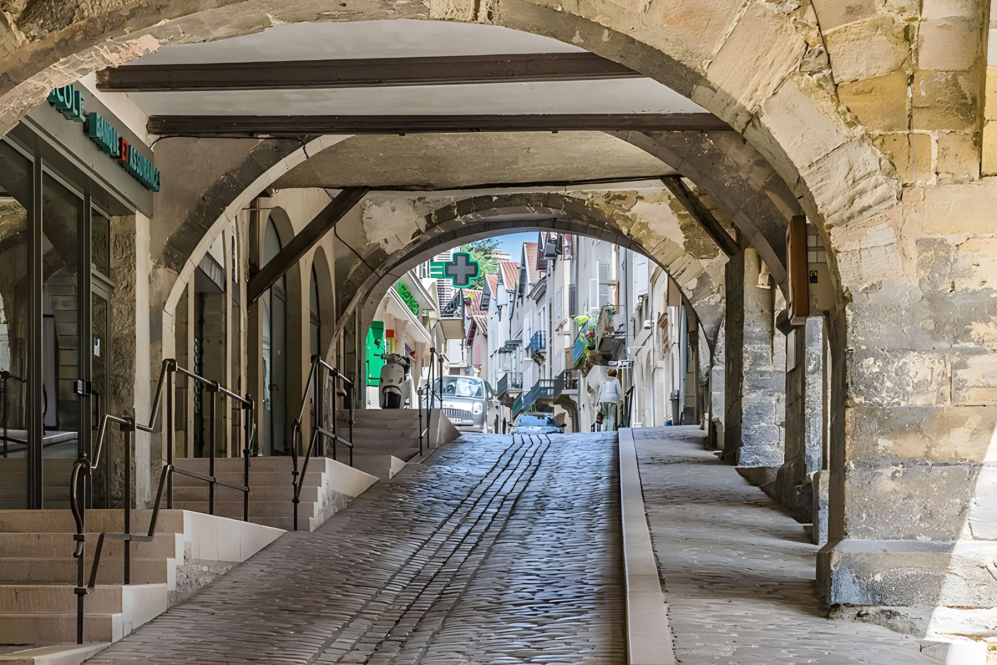 Place Notre-Dame de Villefranche-de-Rouergue