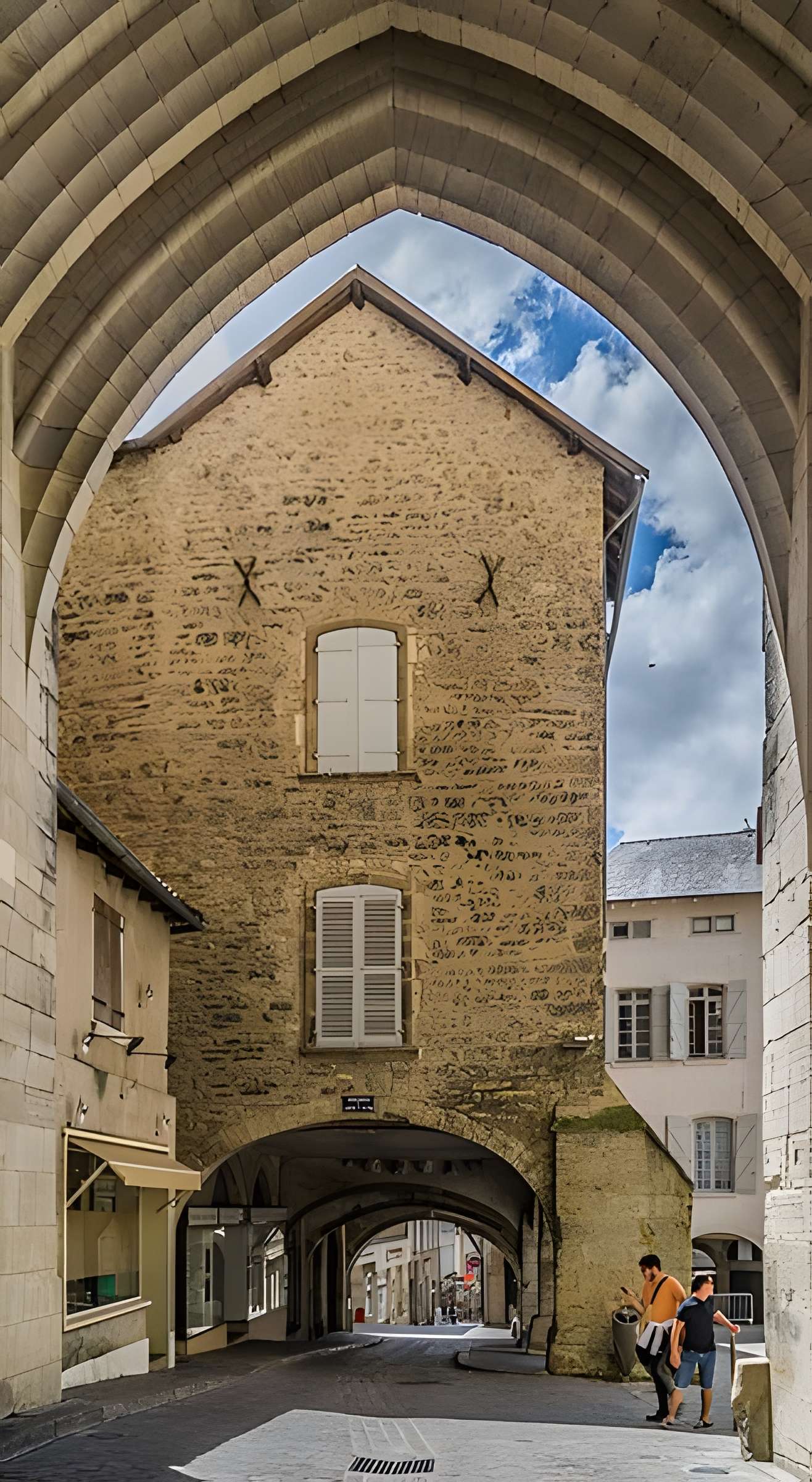 Place Notre-Dame de Villefranche-de-Rouergue