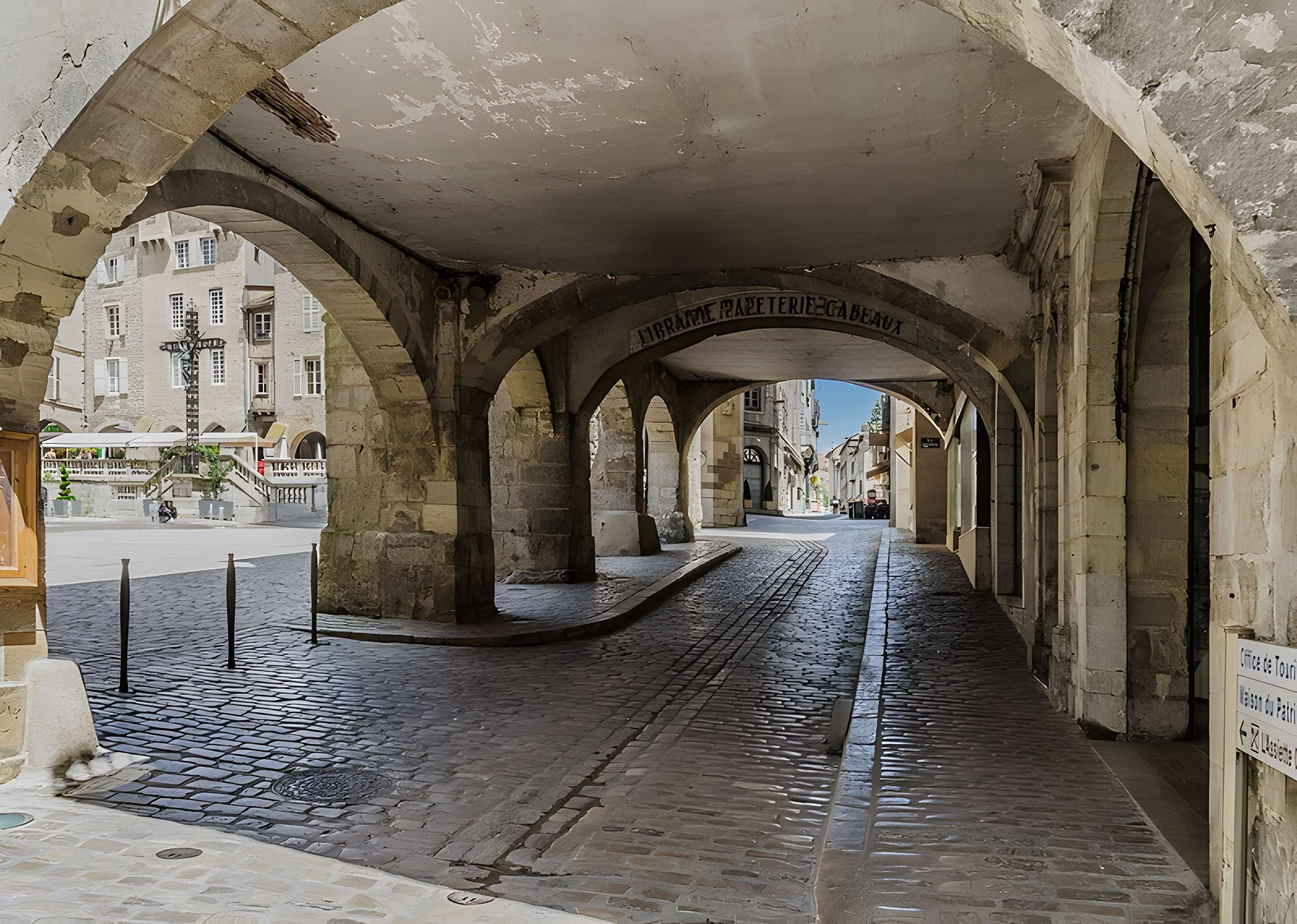 Place Notre-Dame de Villefranche-de-Rouergue