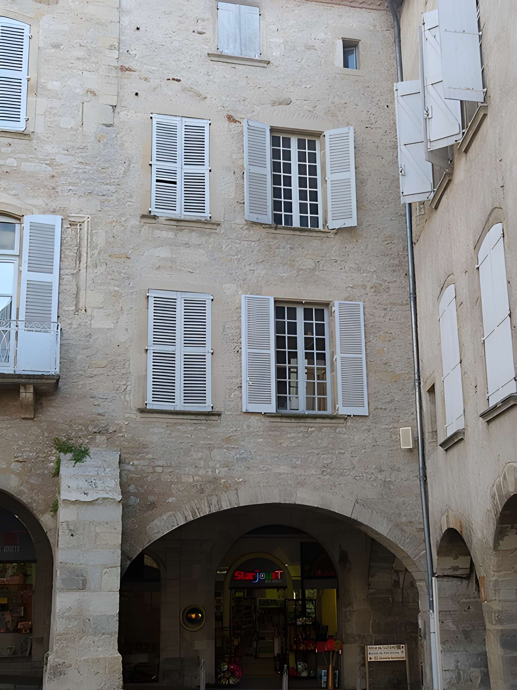 Place Notre-Dame de Villefranche-de-Rouergue