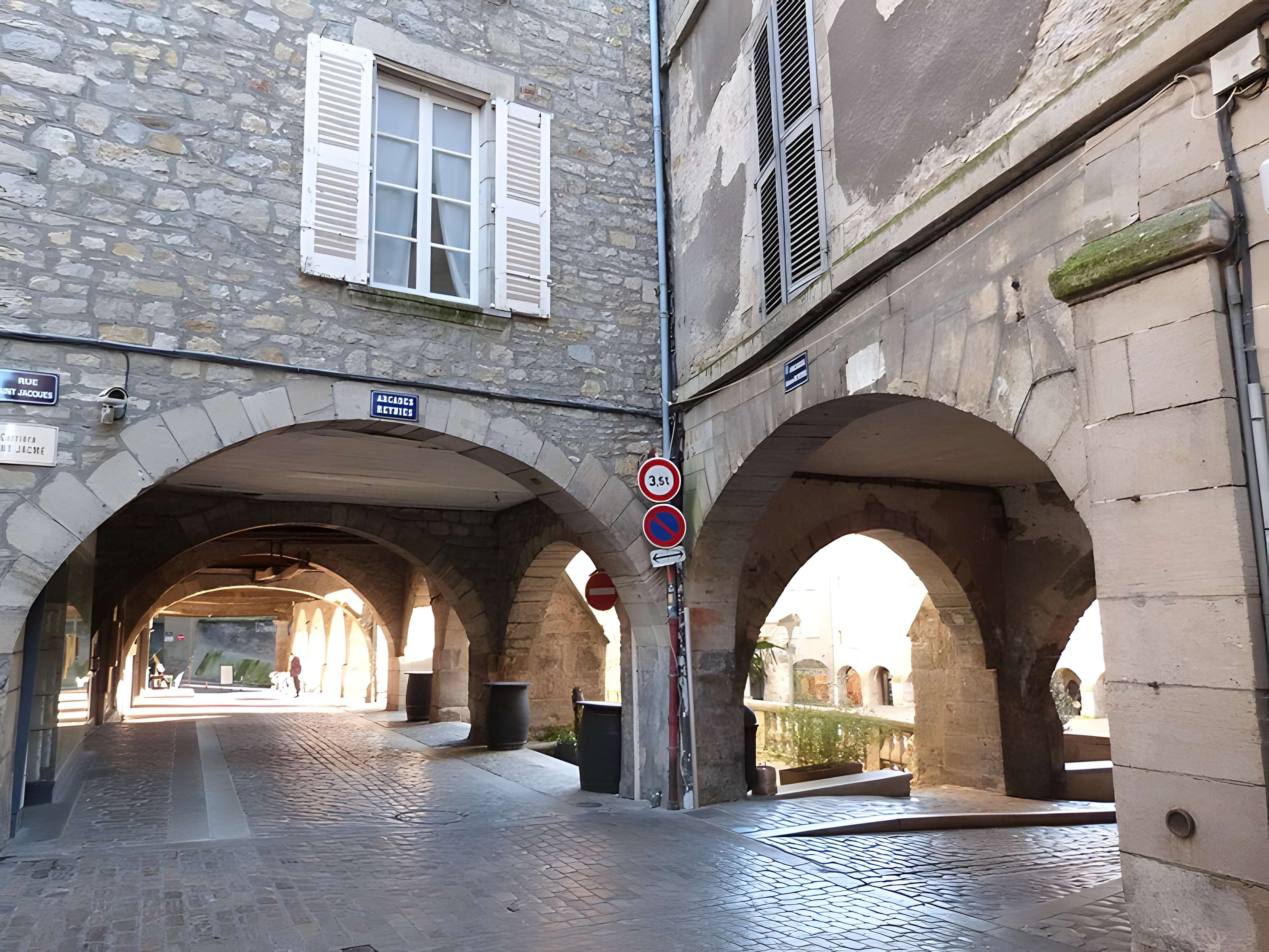 Place Notre-Dame de Villefranche-de-Rouergue