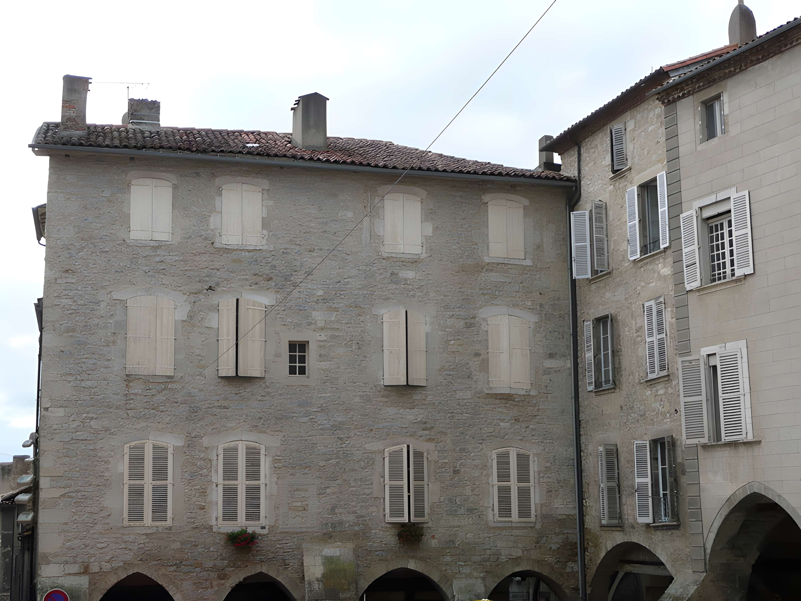 Place Notre-Dame de Villefranche-de-Rouergue