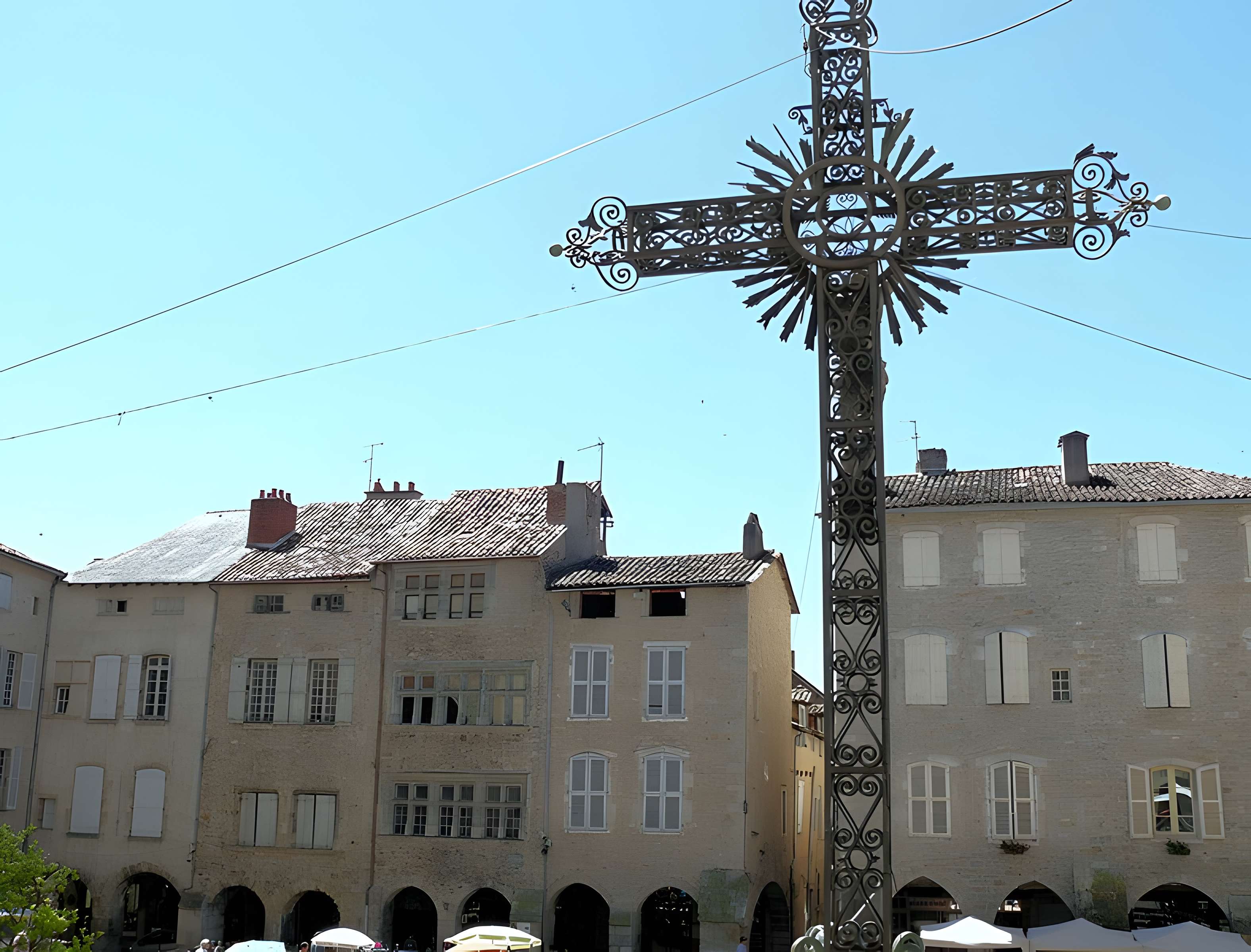Place Notre-Dame de Villefranche-de-Rouergue