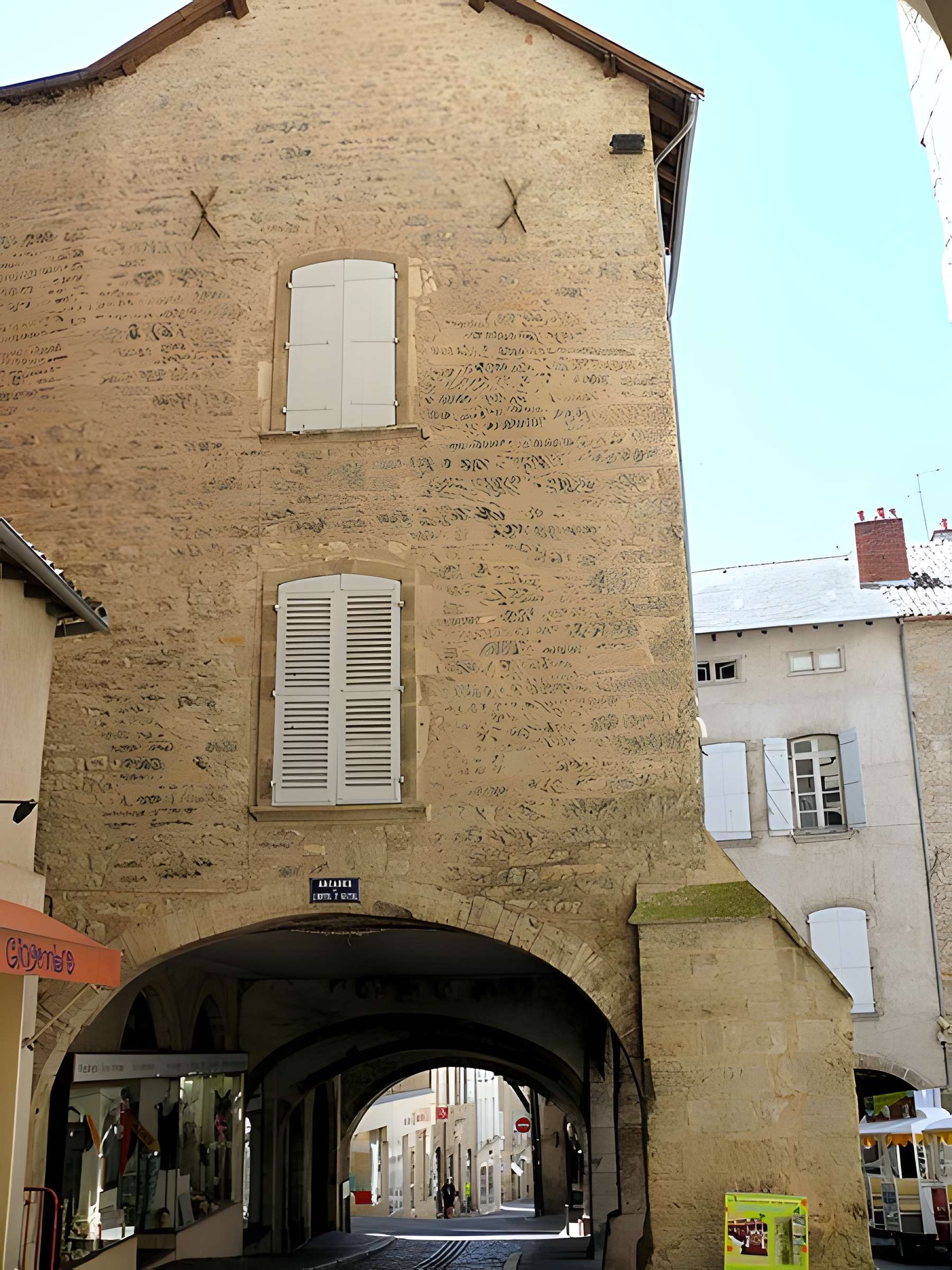 Place Notre-Dame de Villefranche-de-Rouergue