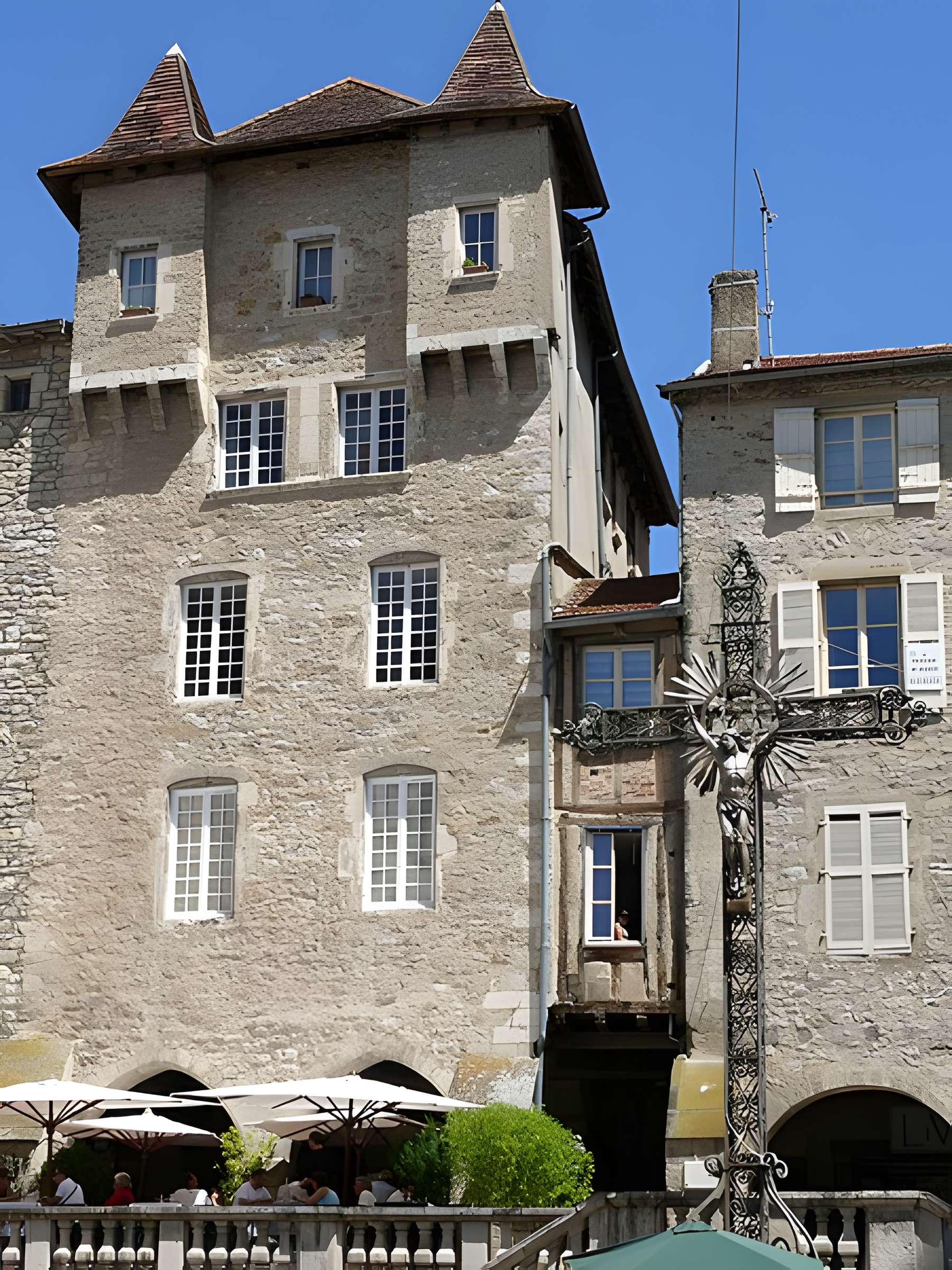 Place Notre-Dame de Villefranche-de-Rouergue
