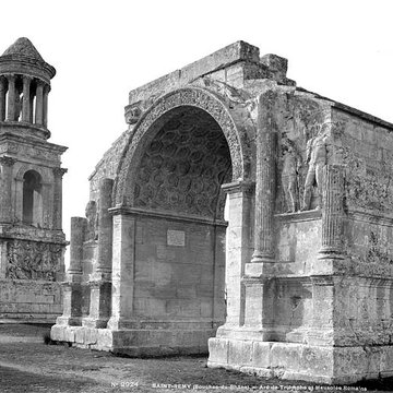 Plateau des Antiques de Saint-Rémy-de-Provence