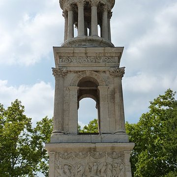 Plateau des Antiques de Saint-Rémy-de-Provence