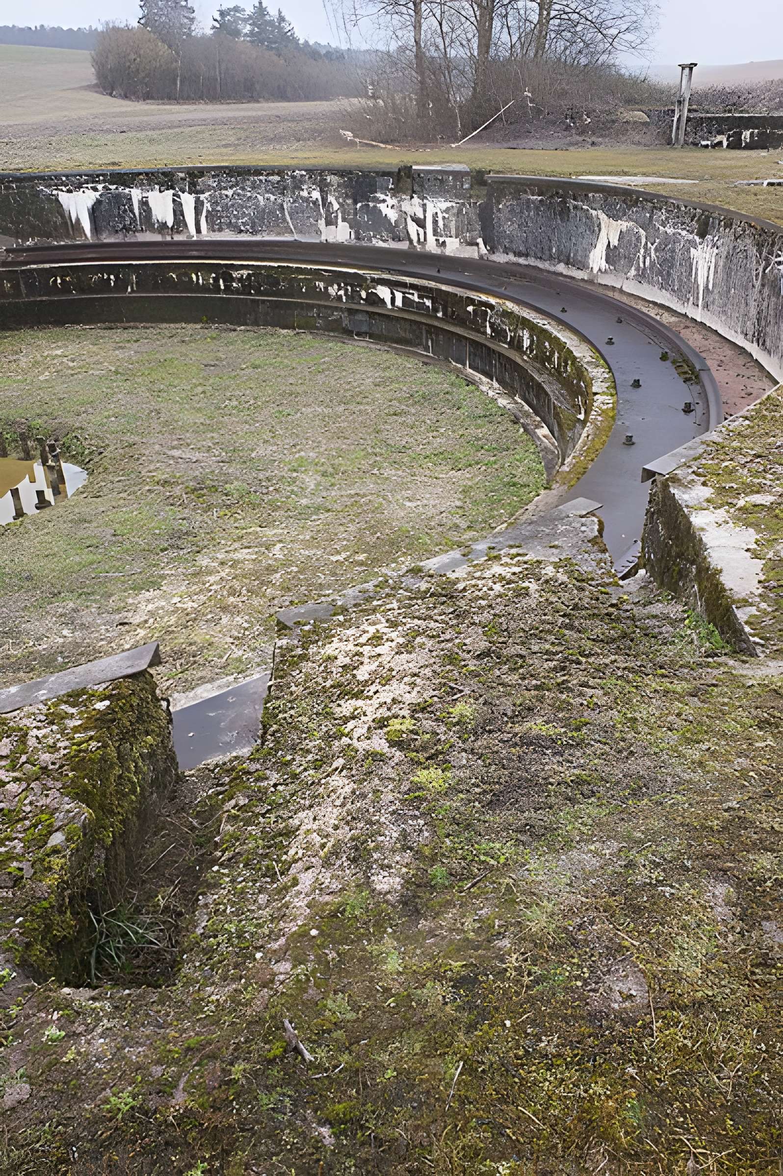 Plate-forme d'artillerie de Semide