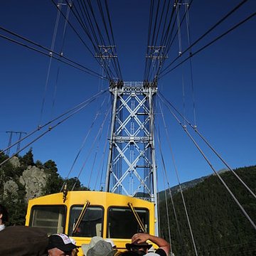 Pont Gisclard et stèle commémorative