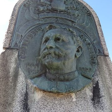 Pont Gisclard et stèle commémorative