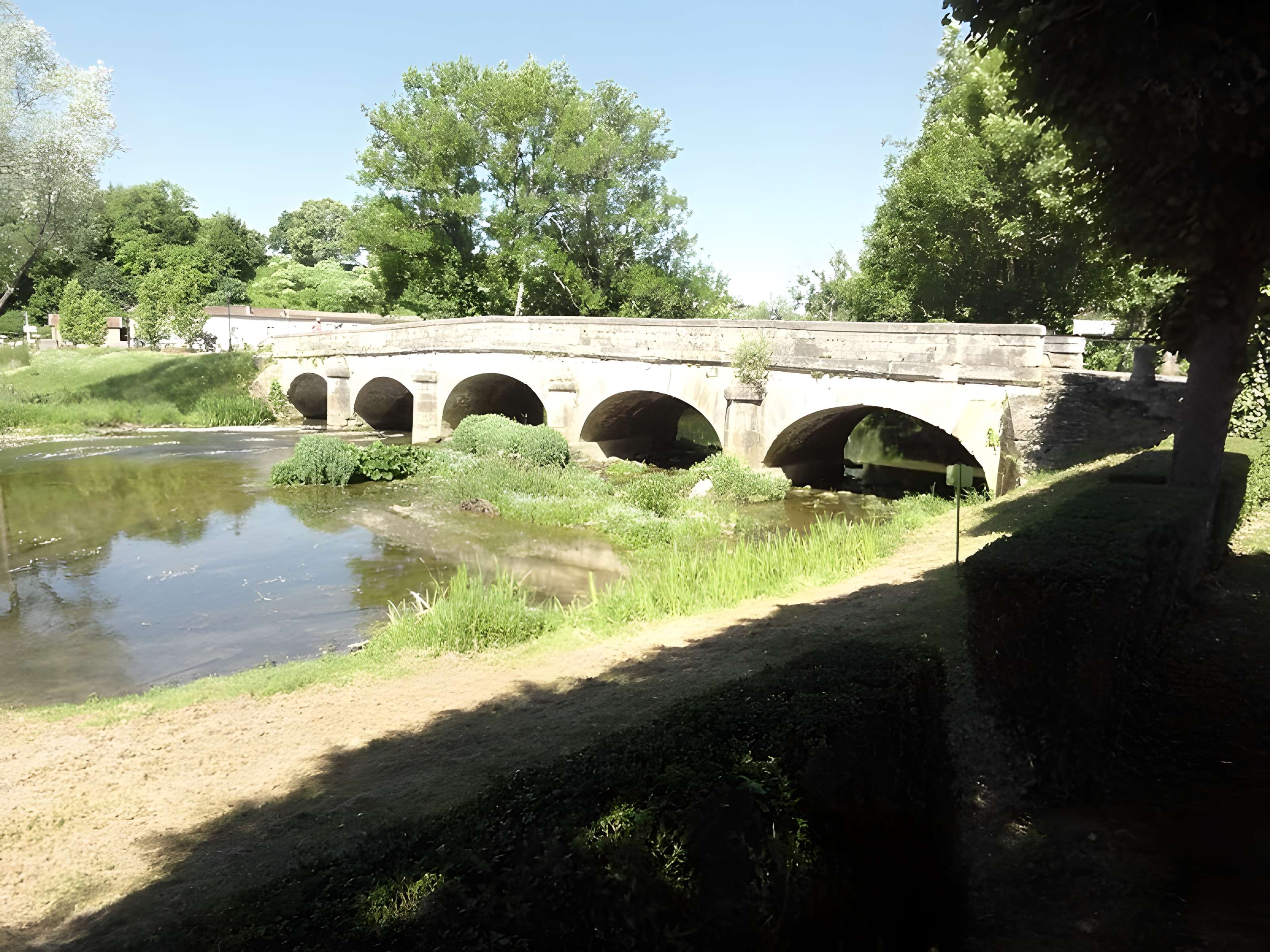 Pont de Doulaincourt 