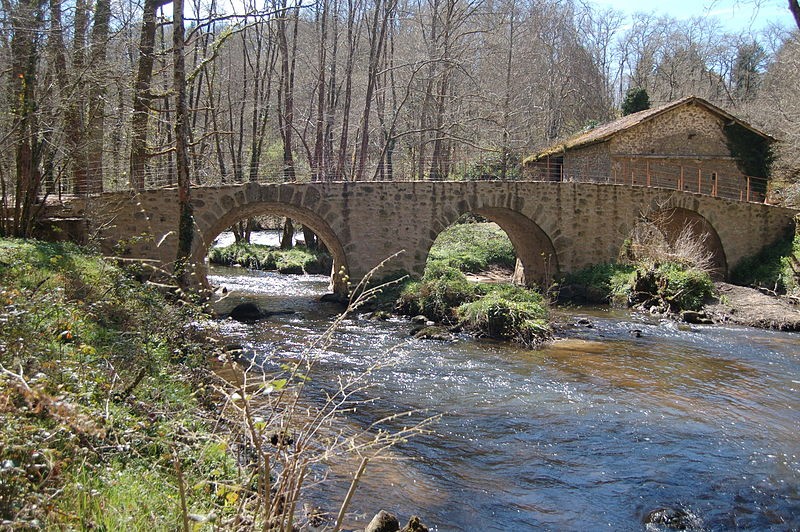 Photo de Pont de Lascaux à Saint-Auvent