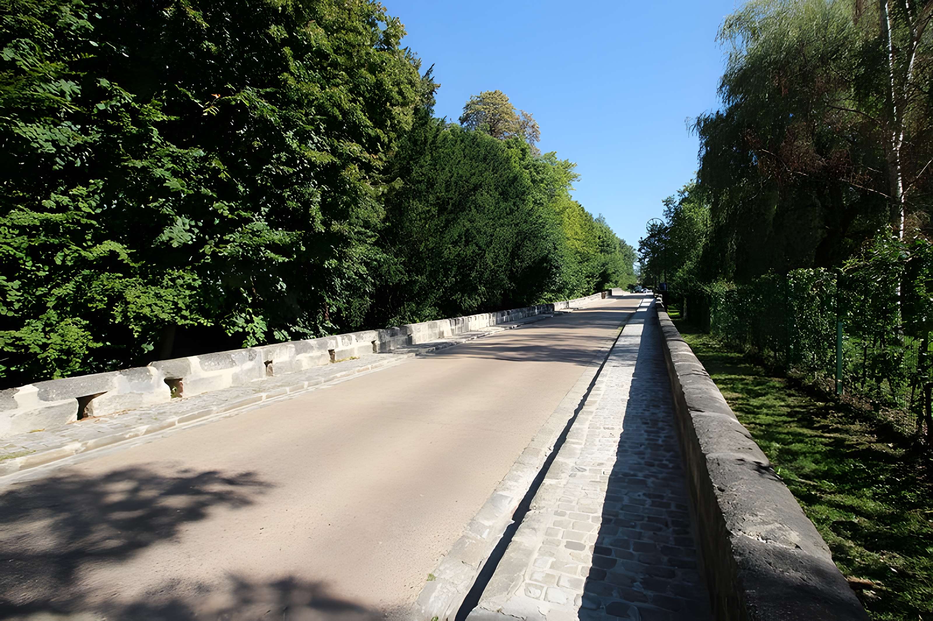 Pont de l'Hêtre de Lardy 