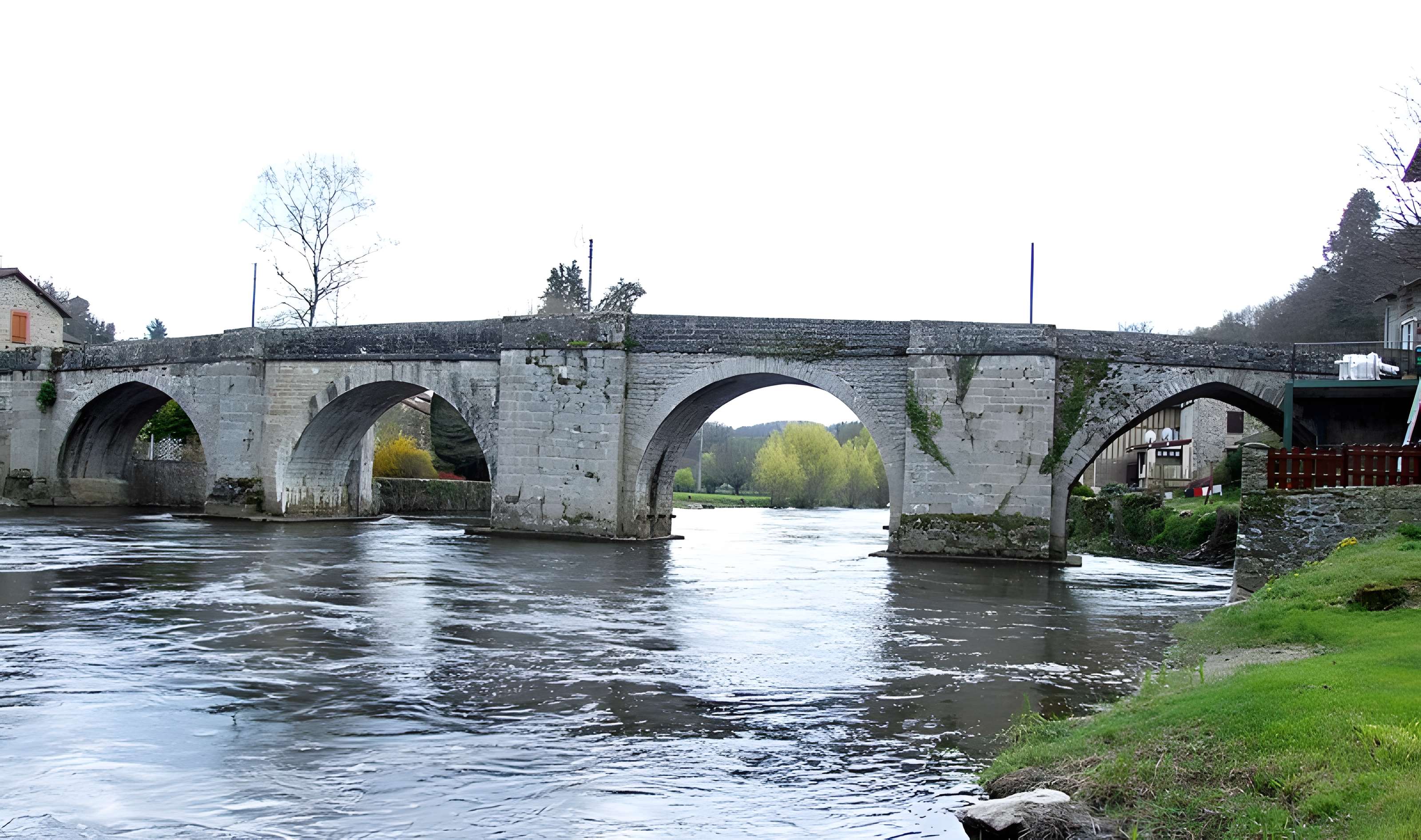 Pont de Noblat à Saint-Léonard-de-Noblat
