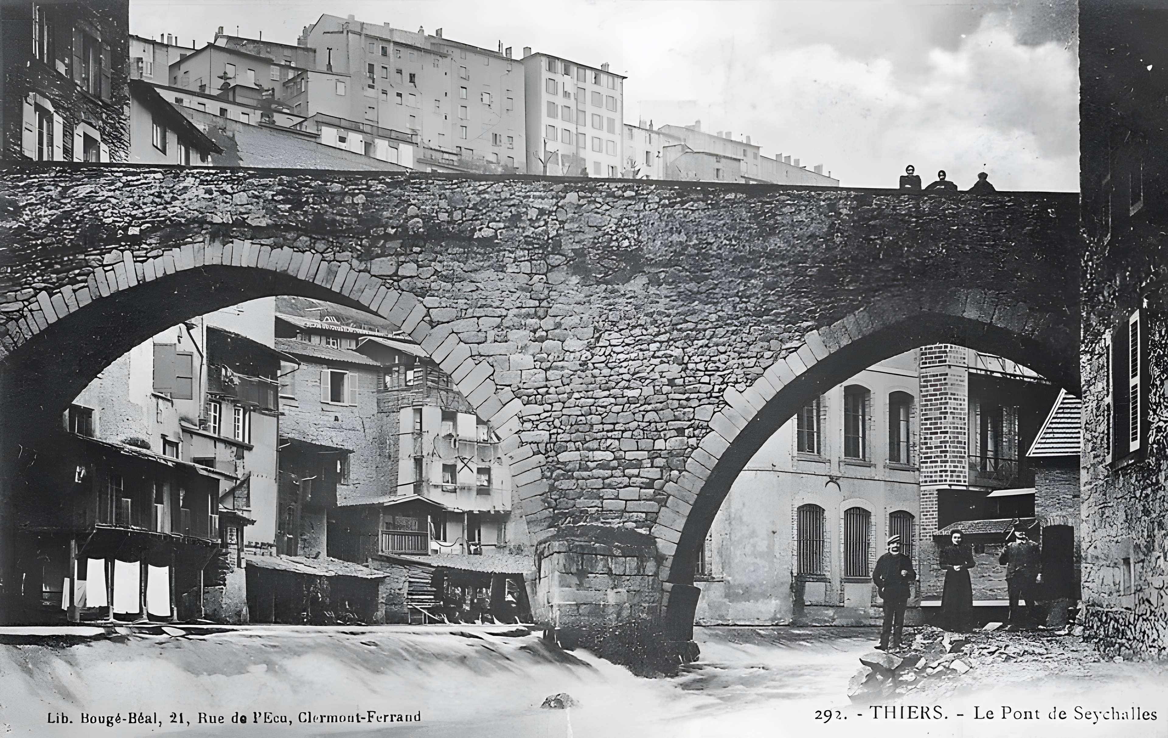 Pont de Seychalles à Thiers