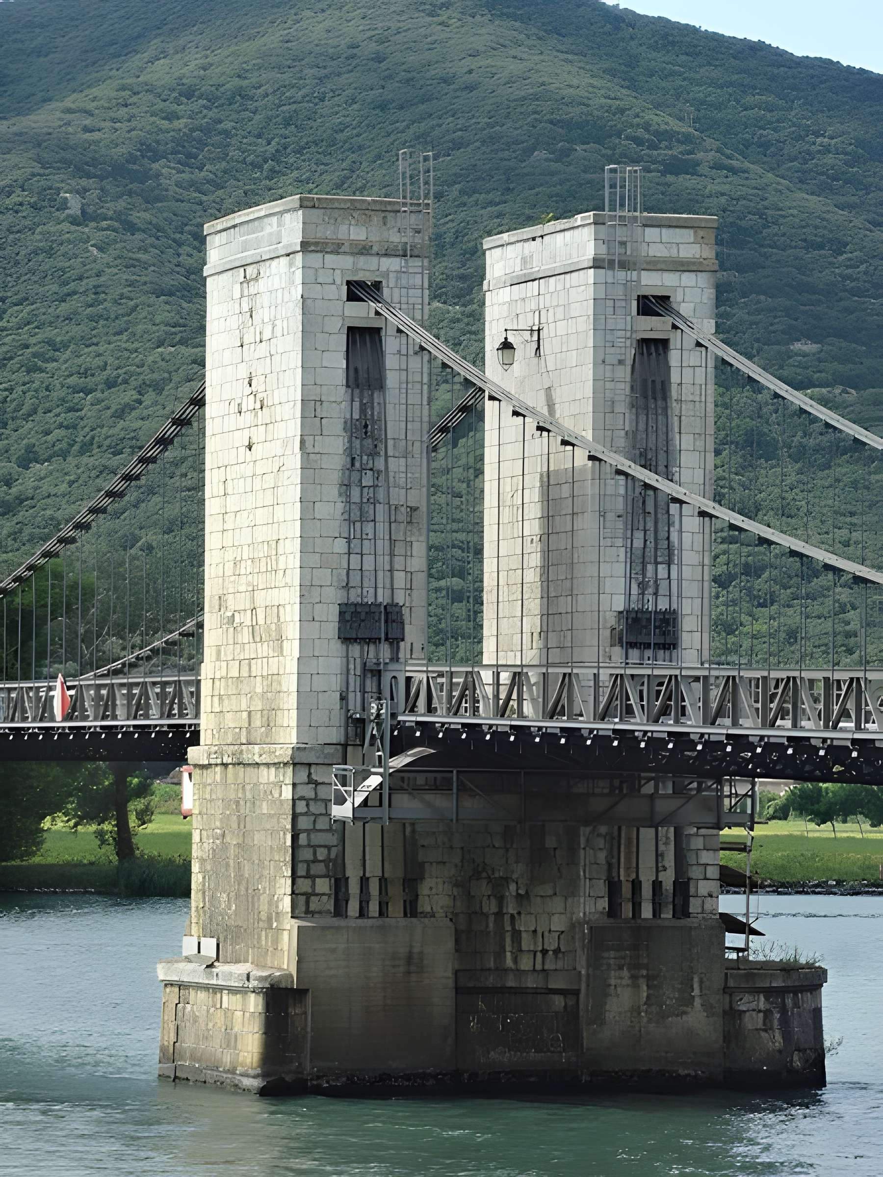 Pont du Robinet sur le Rhône de Donzère