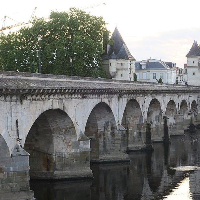 Photo de Pont Henri-IV de Châtellerault