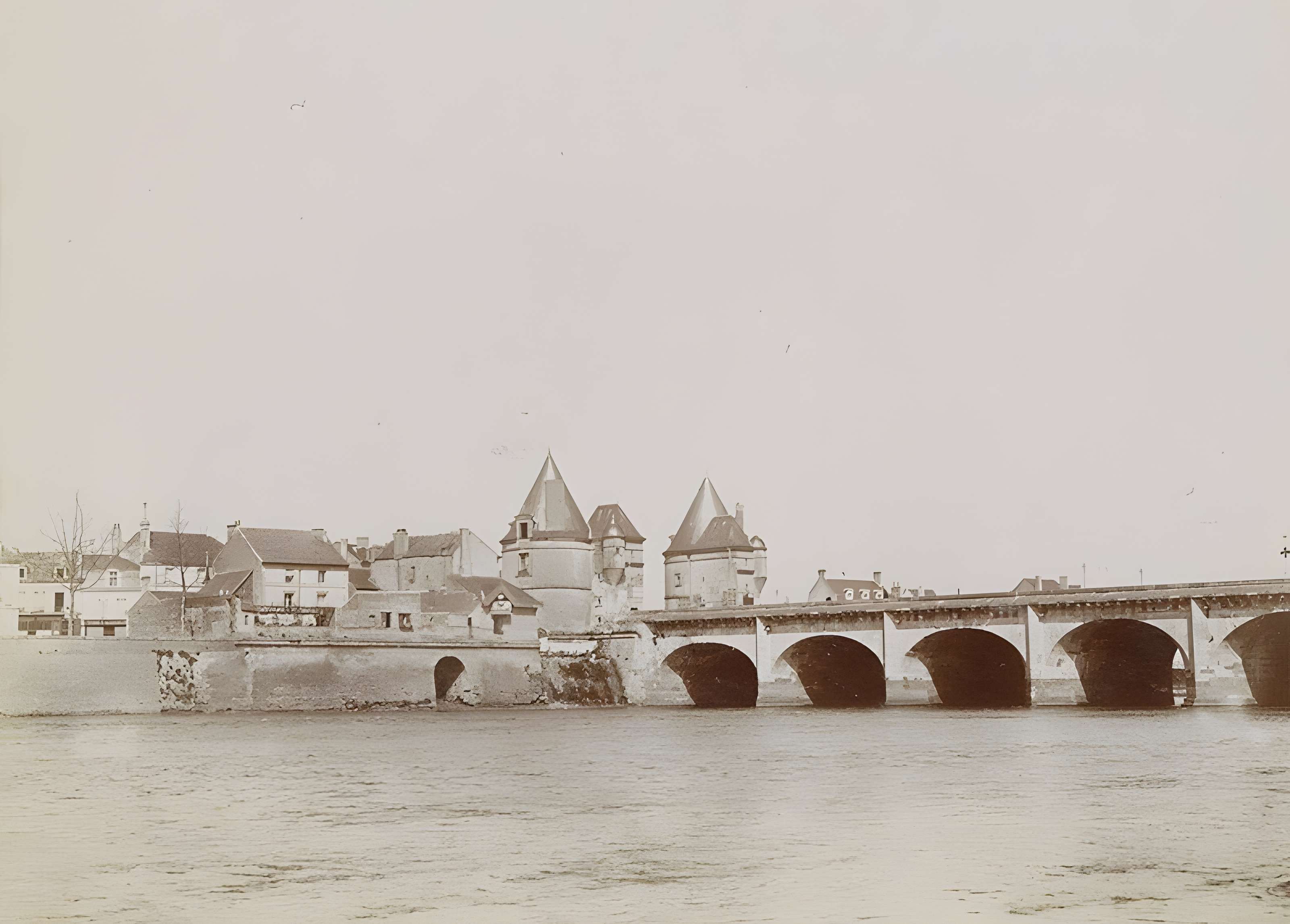 Pont Henri-IV de Châtellerault