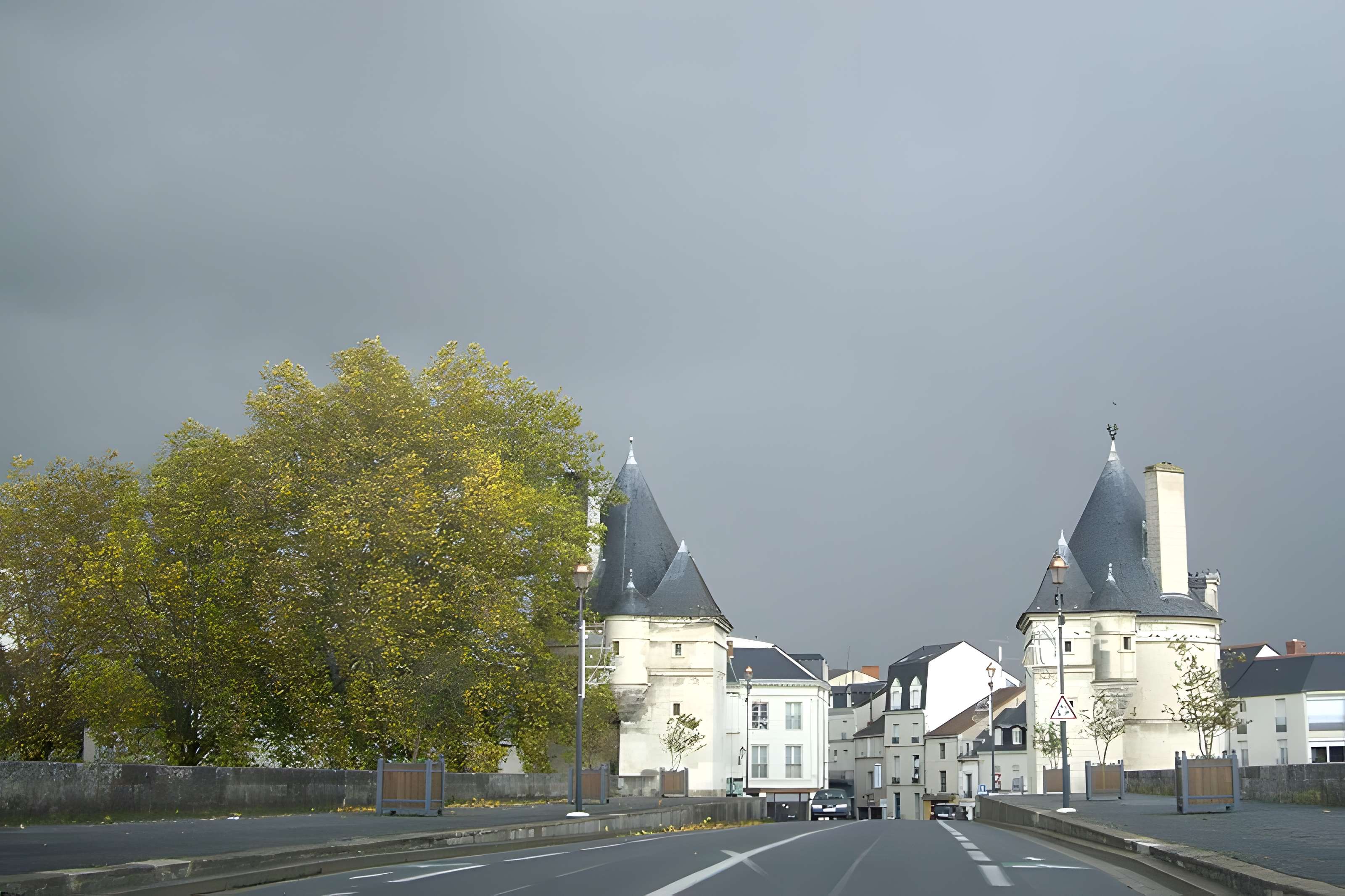 Pont Henri-IV de Châtellerault