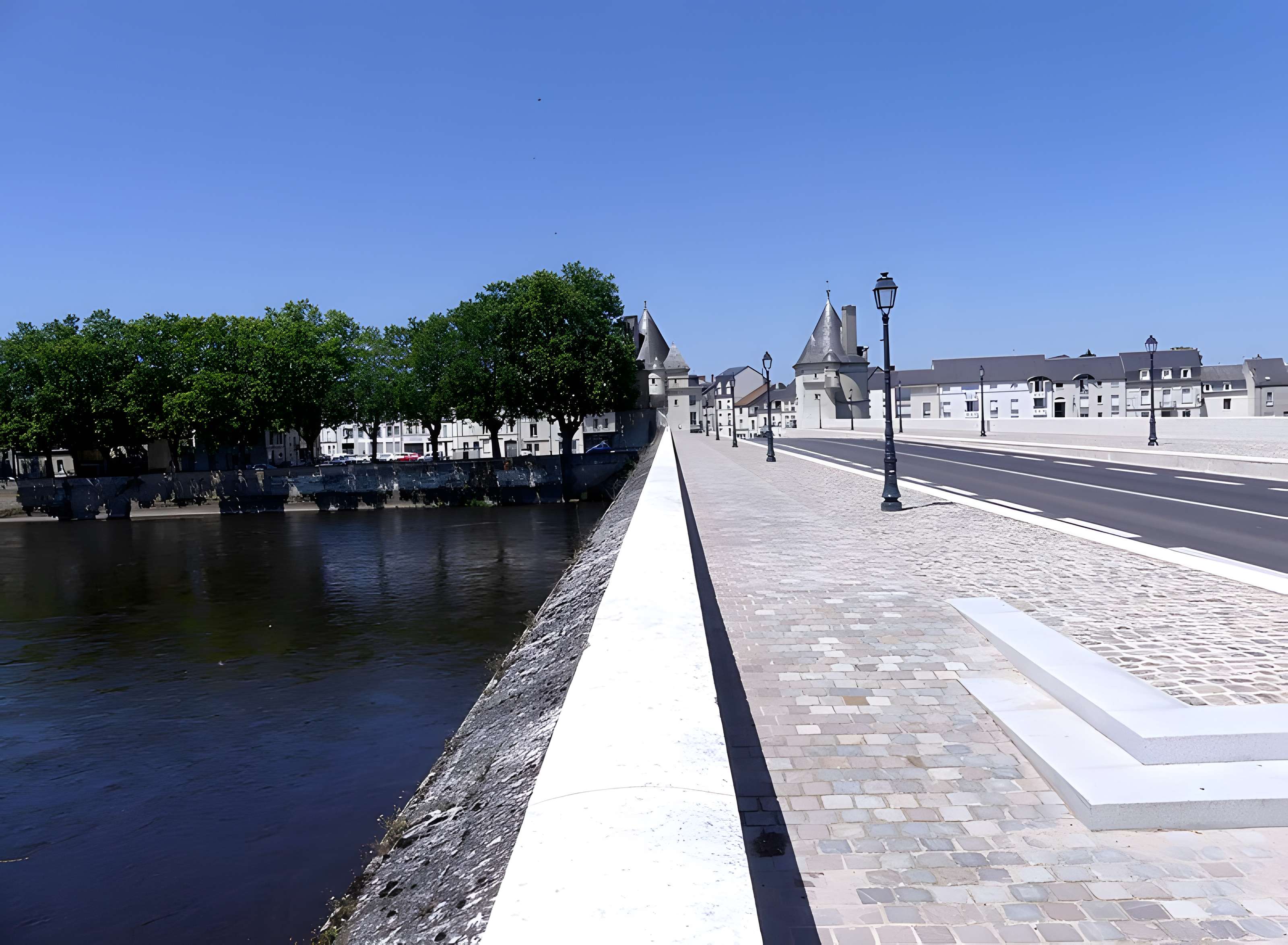 Pont Henri-IV de Châtellerault