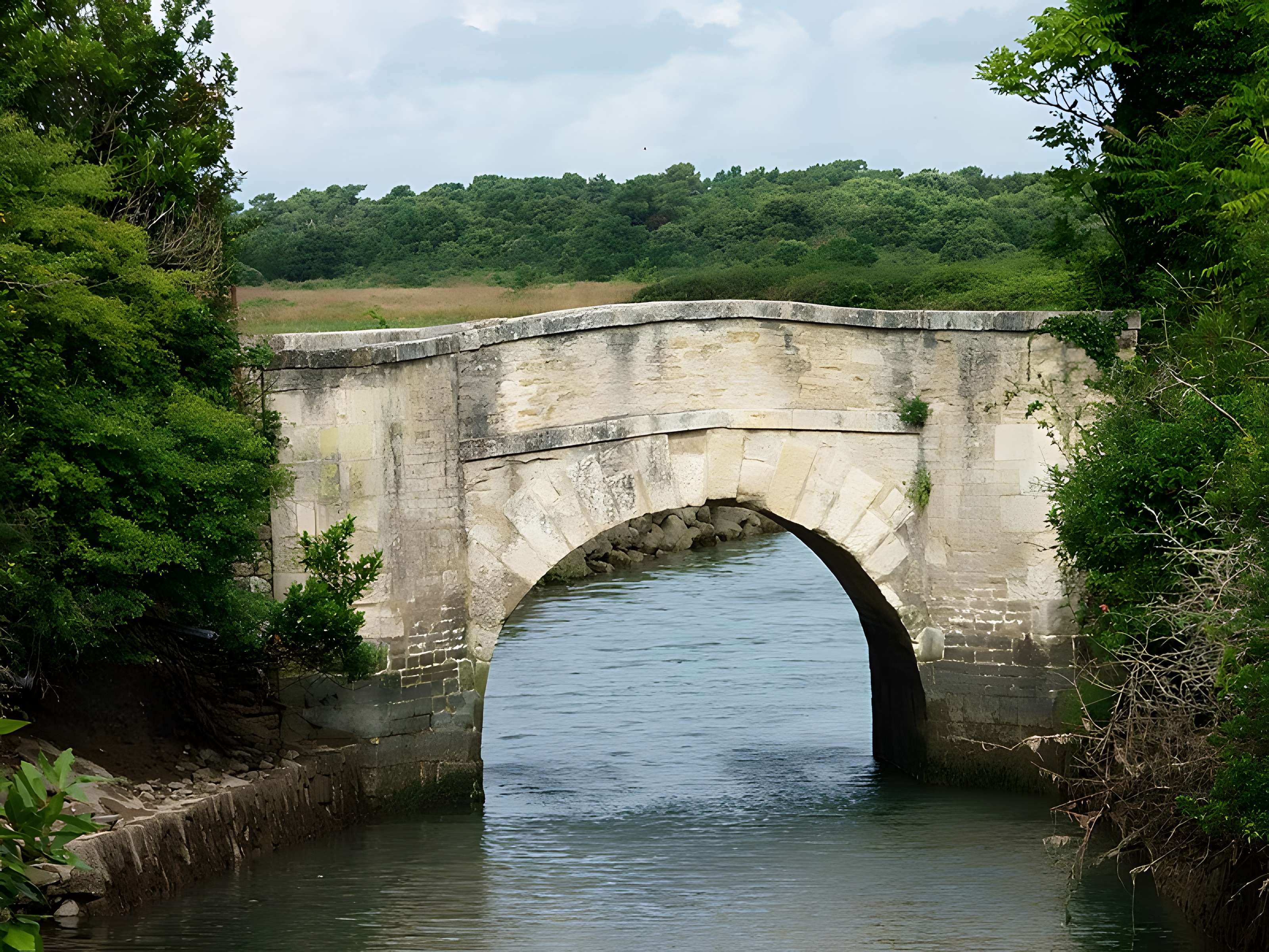 Pont Napoléon, dit aussi pont de la Brande ou pont Vauban