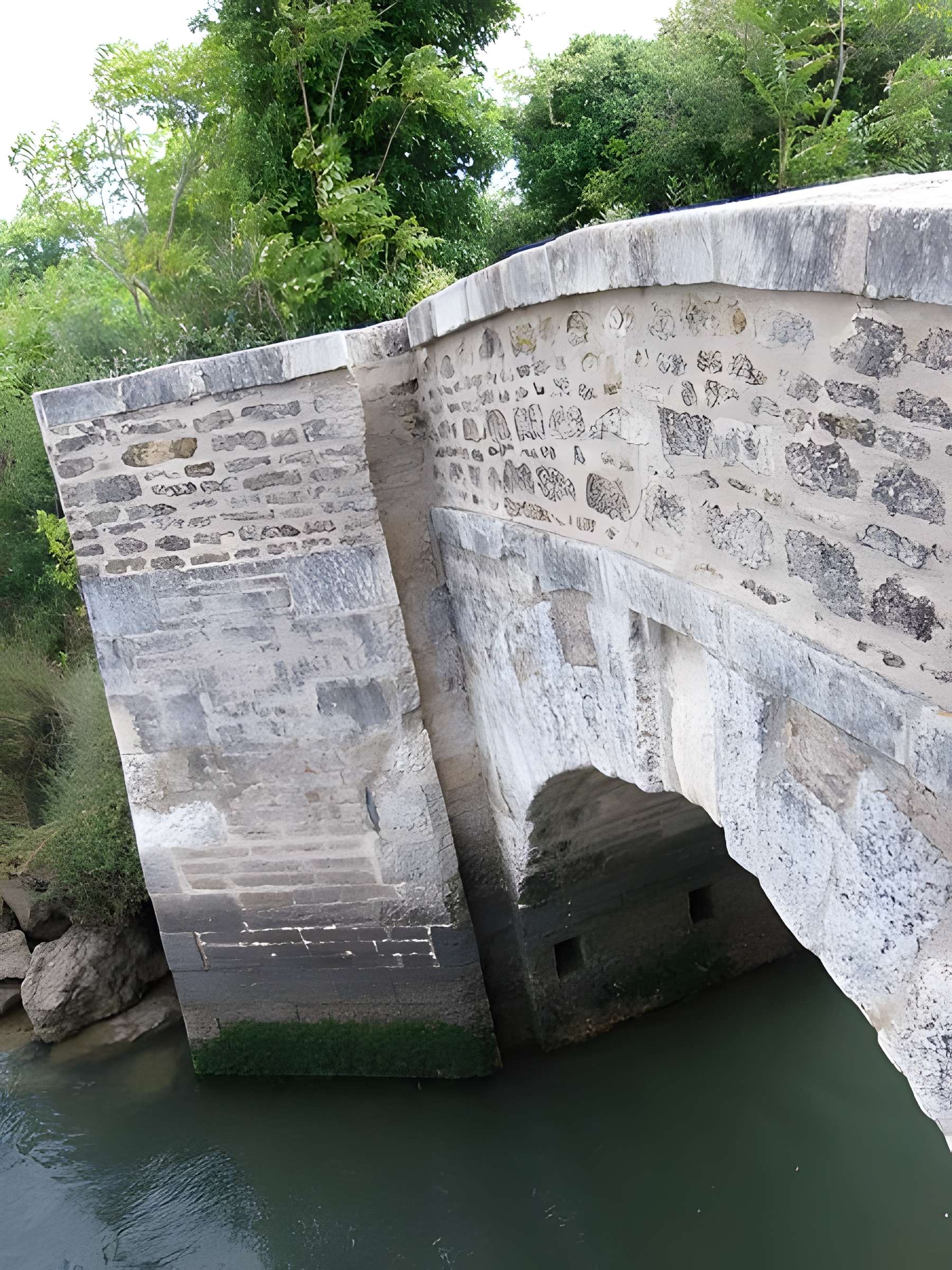 Pont Napoléon, dit aussi pont de la Brande ou pont Vauban