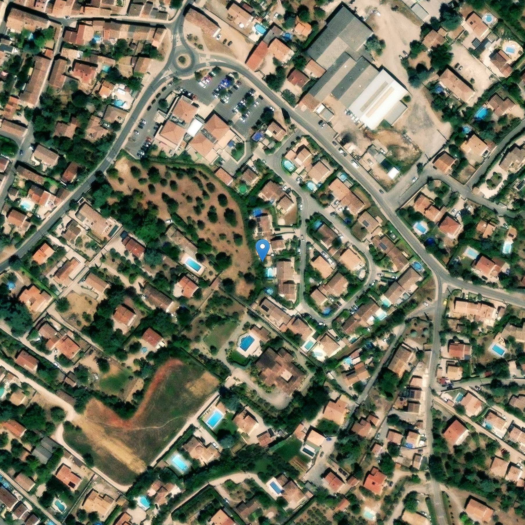 Photo de 圣马克西明-拉-圣鲍梅罗马桥