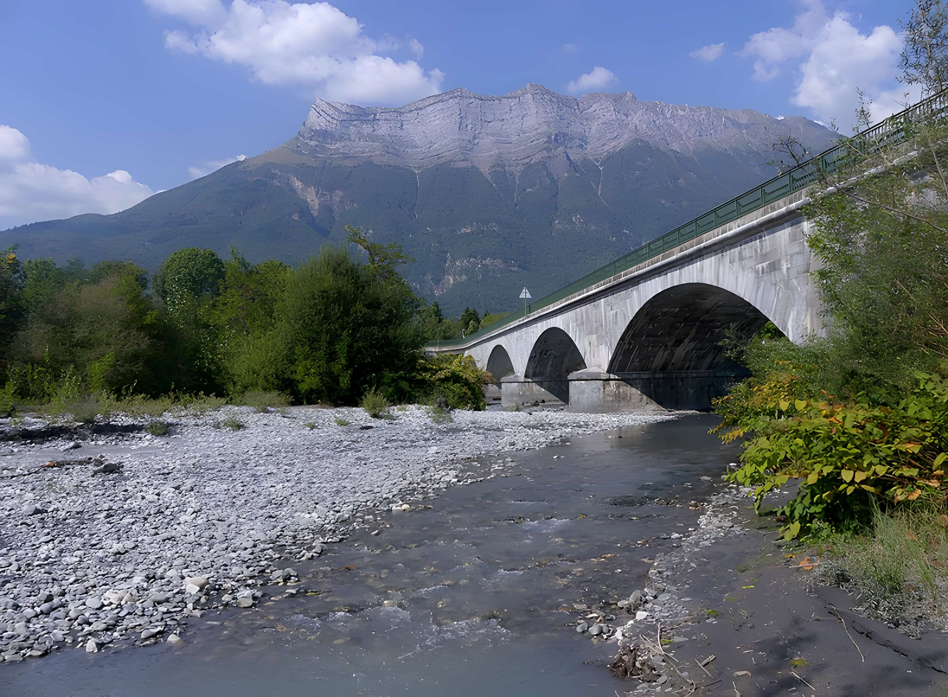 Pont Royal de Chamousset