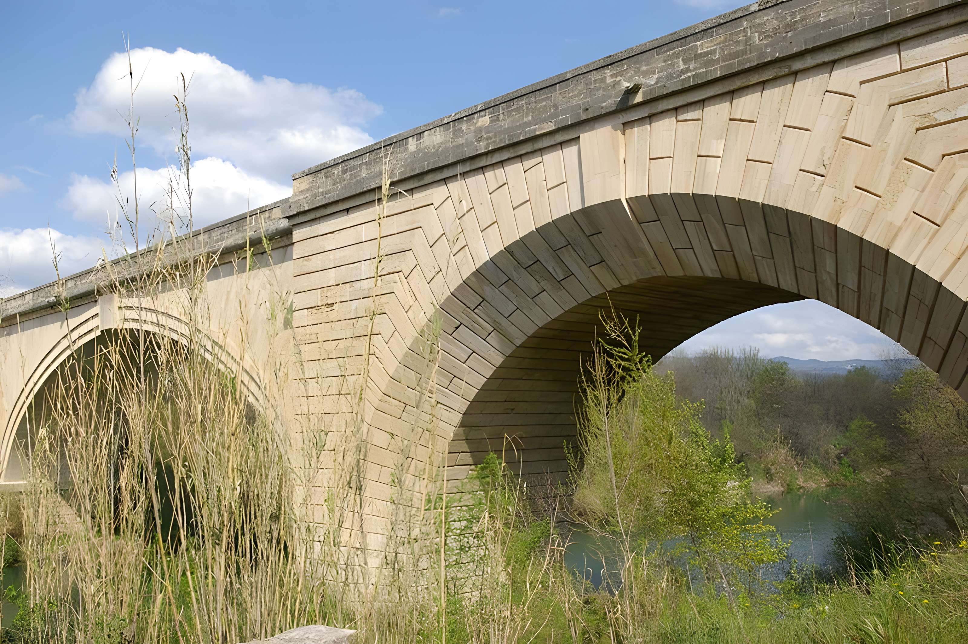 Pont sur l'Hérault de Gignac
