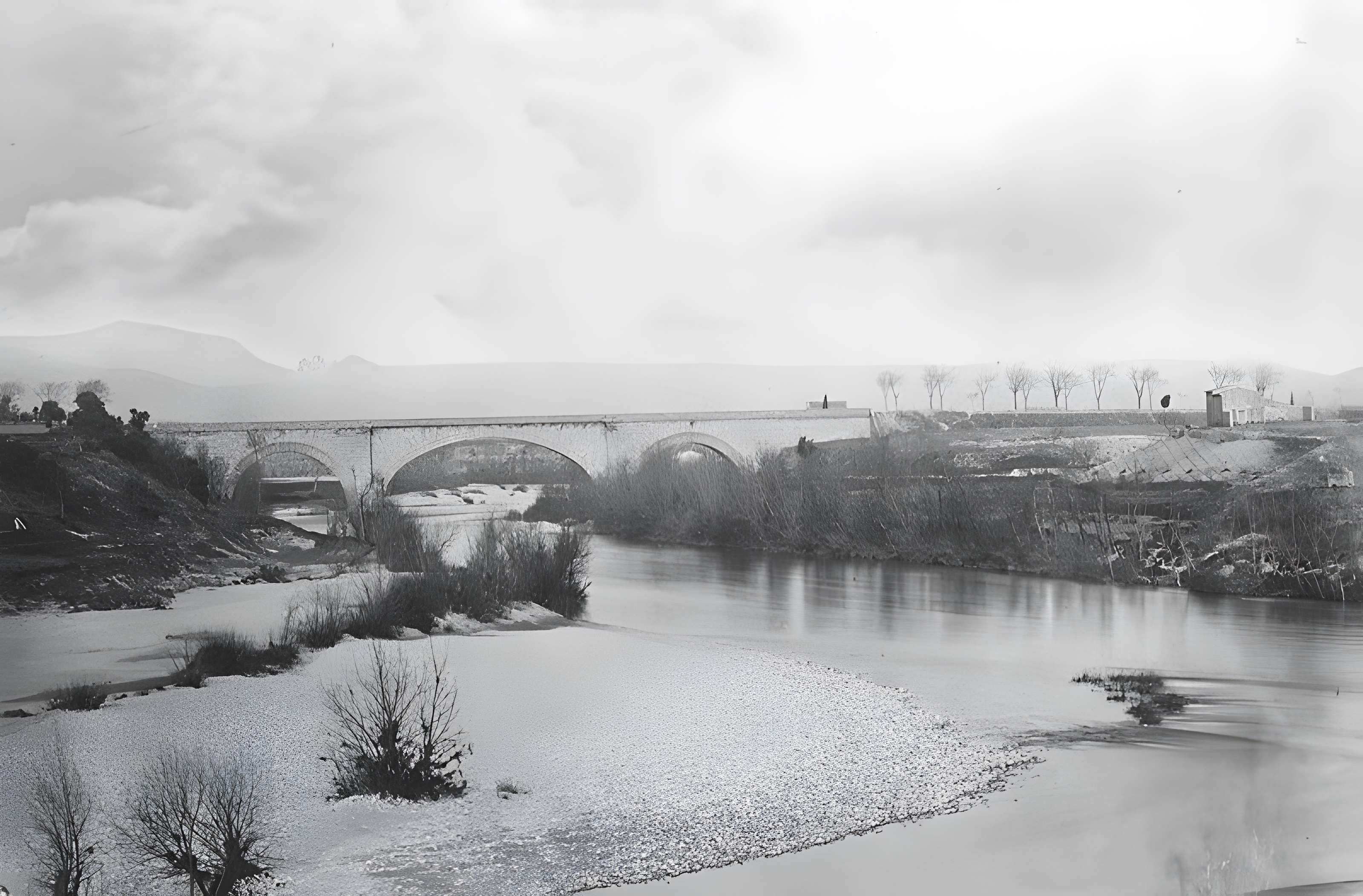 Pont sur l'Hérault de Gignac