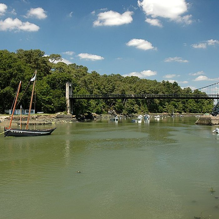 Photo de Le vieux pont suspendu
