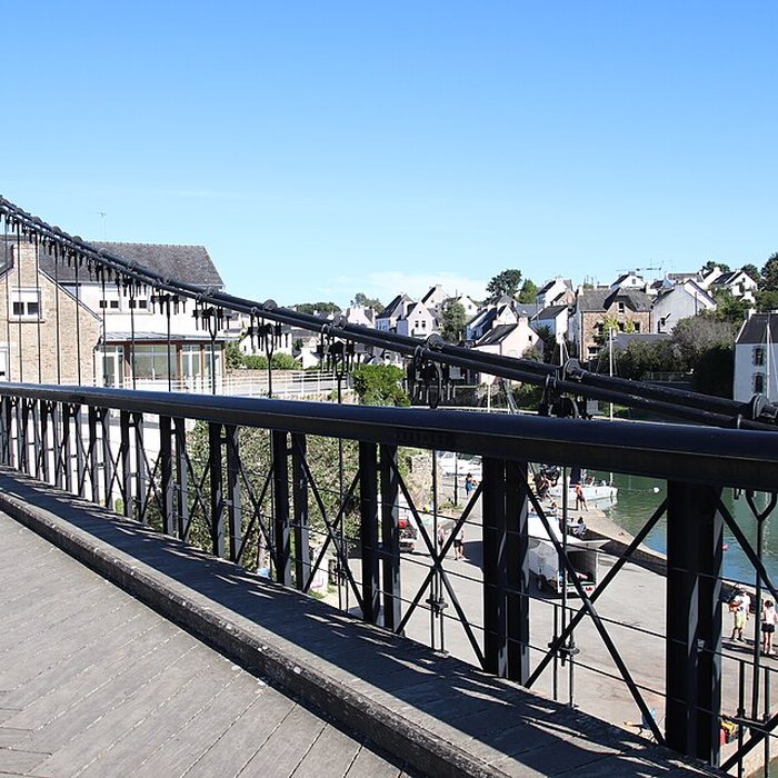 Photo de Le vieux pont suspendu