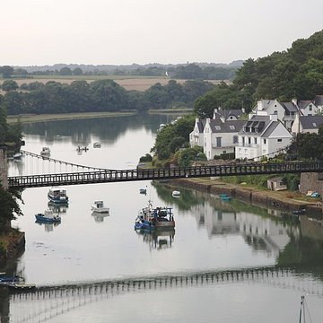 Le vieux pont suspendu