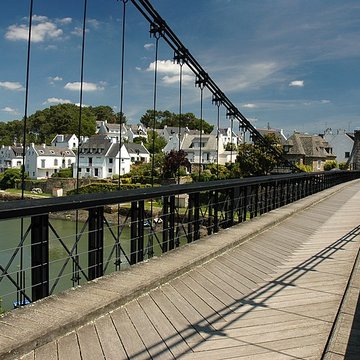 Le vieux pont suspendu