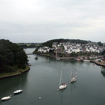 Le vieux pont suspendu