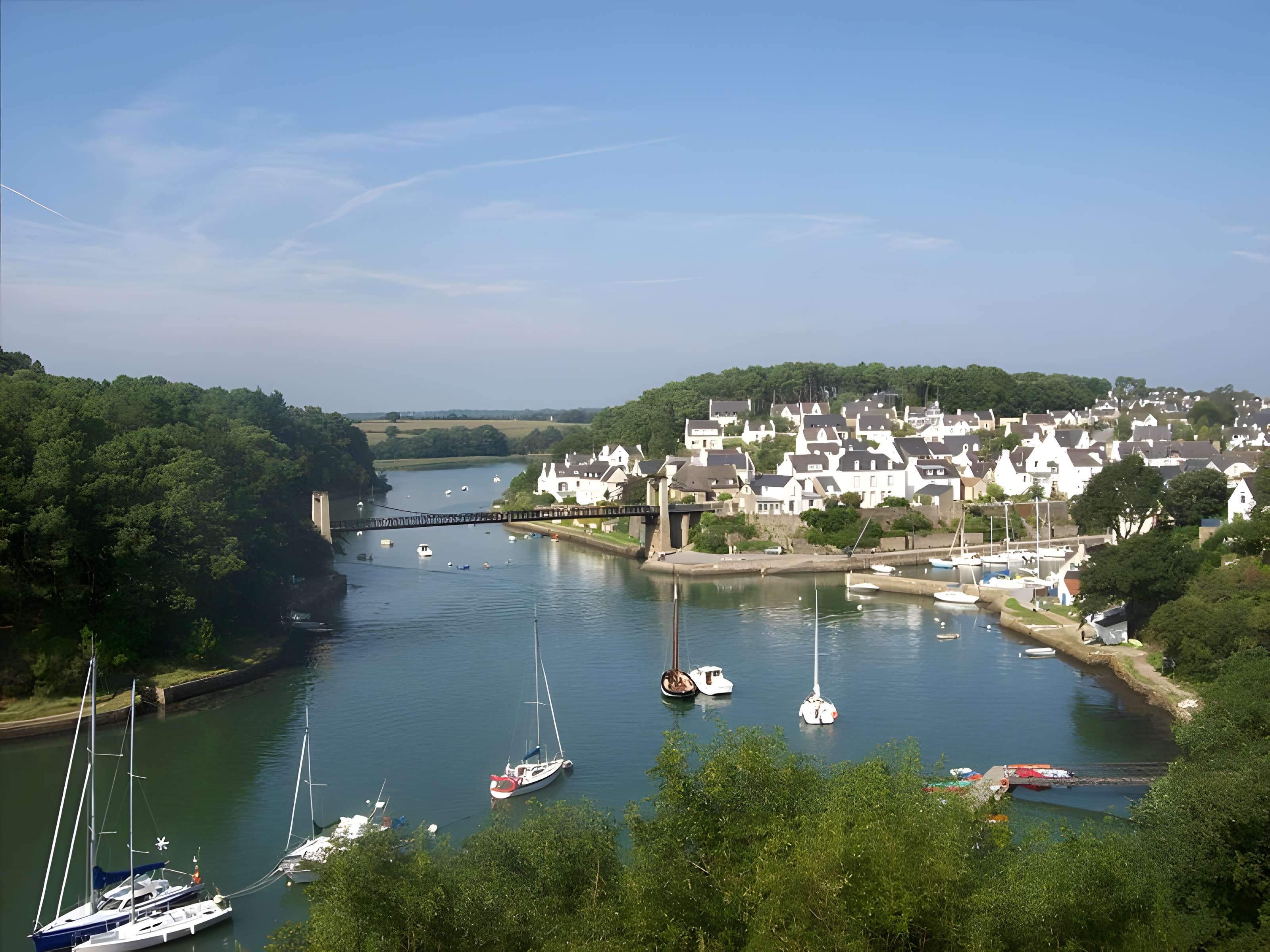 Le vieux pont suspendu