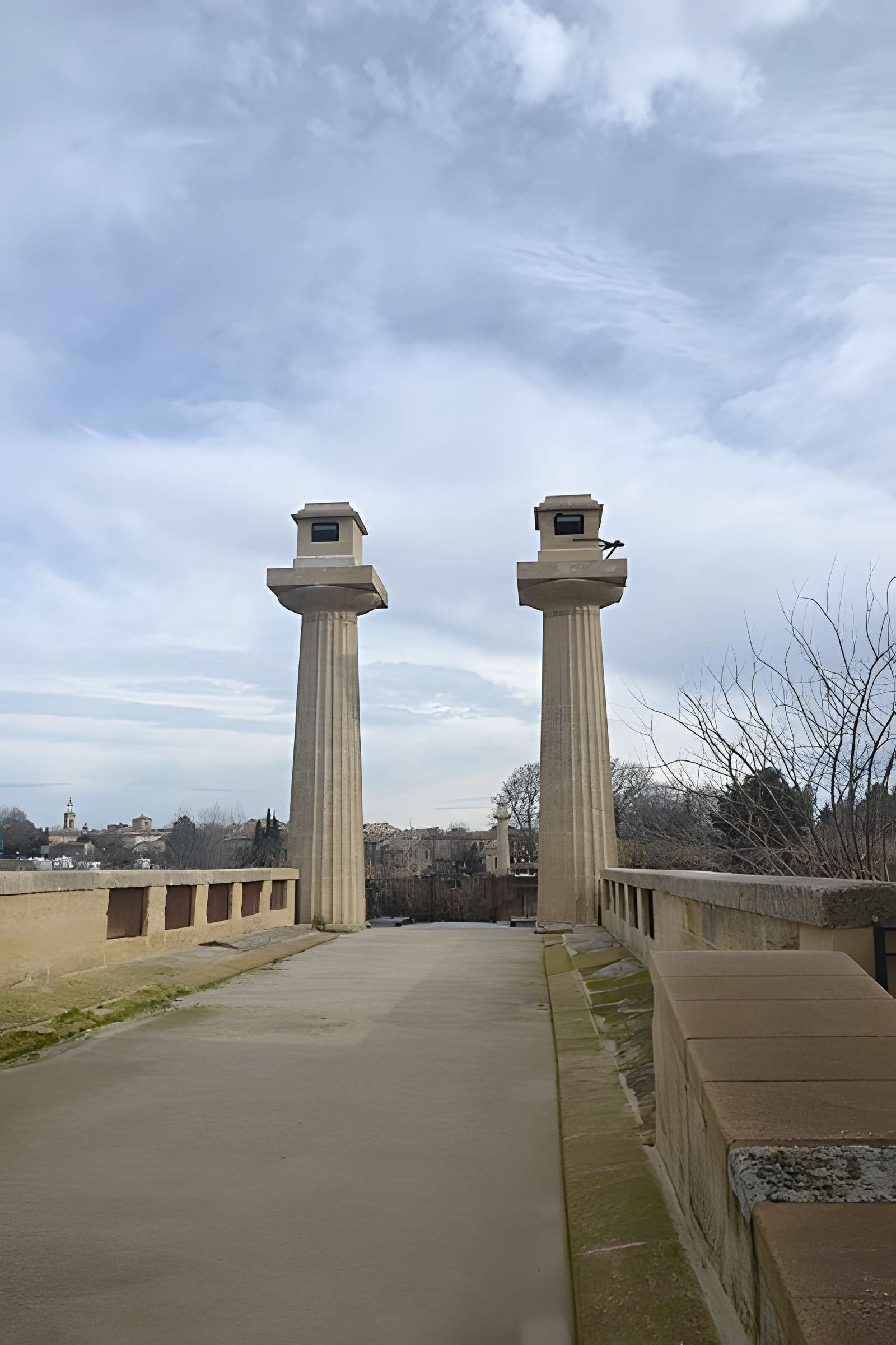 Pont suspendu de Remoulins