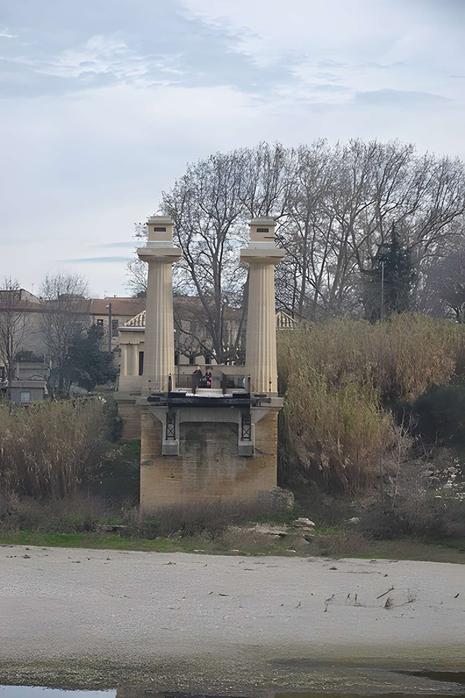 Pont suspendu de Remoulins