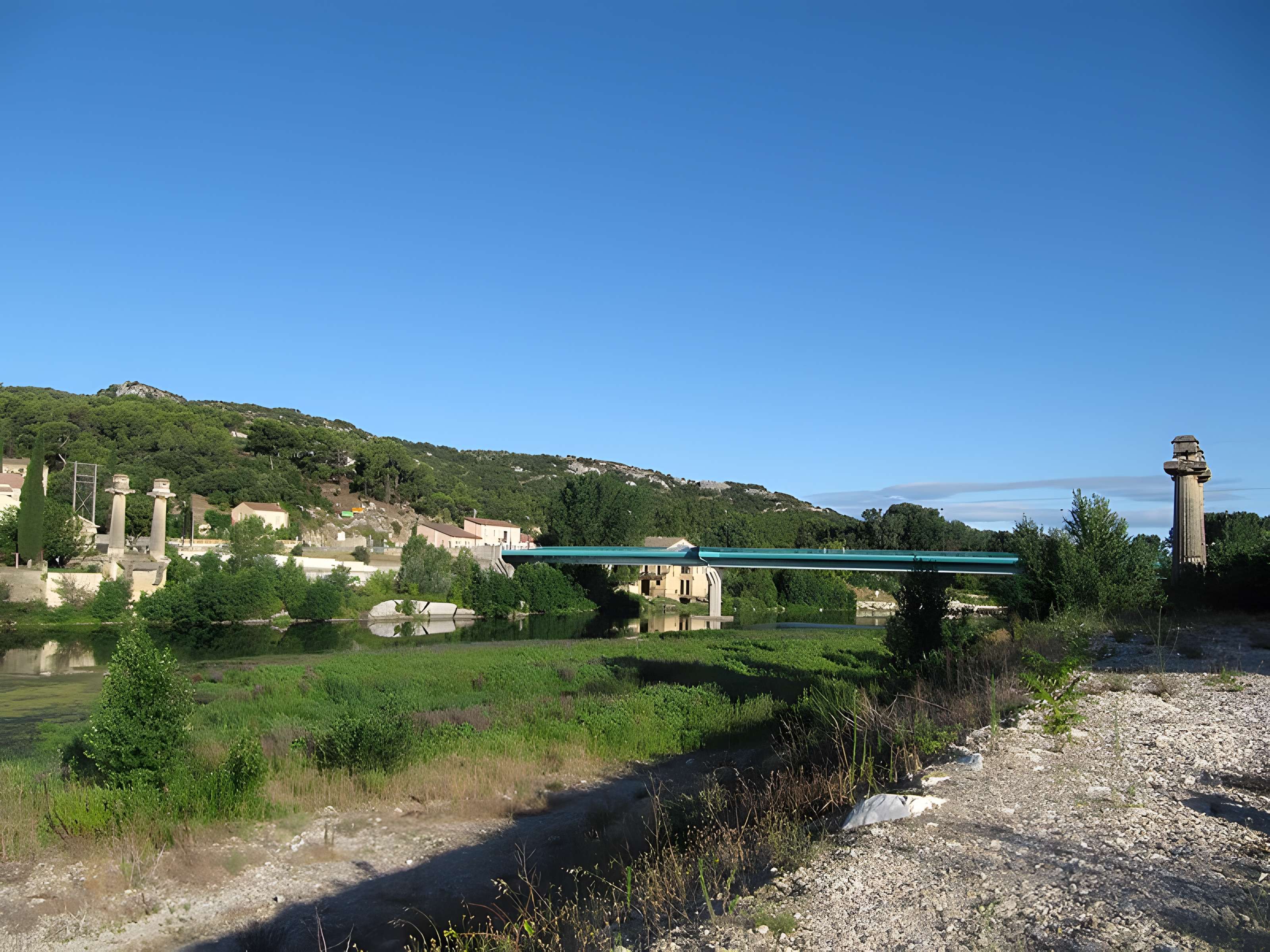 Pont suspendu de Remoulins