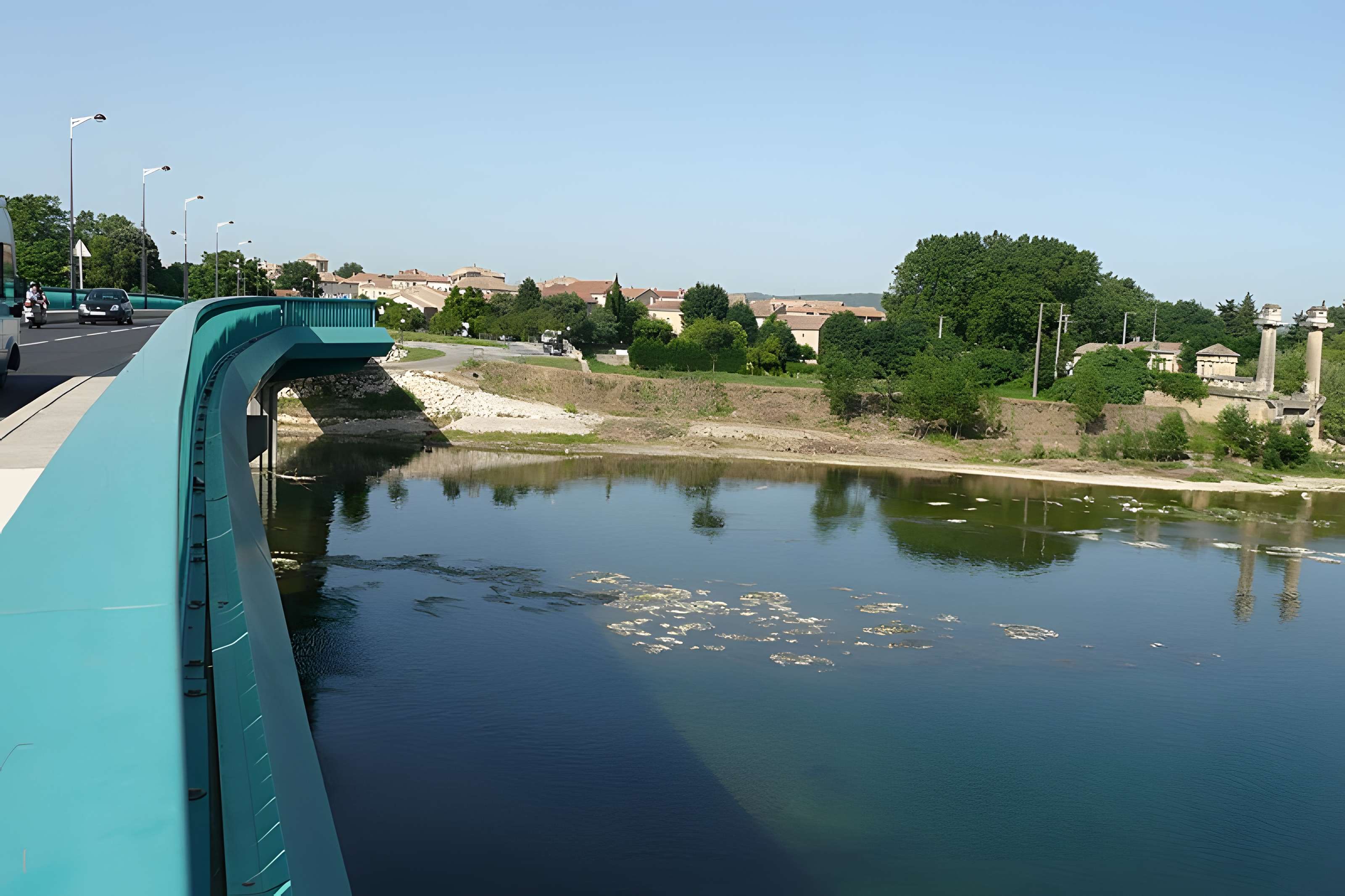 Pont suspendu de Remoulins