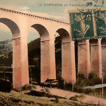 Pont-aqueduc de Galas à Fontaine-de-Vaucluse
