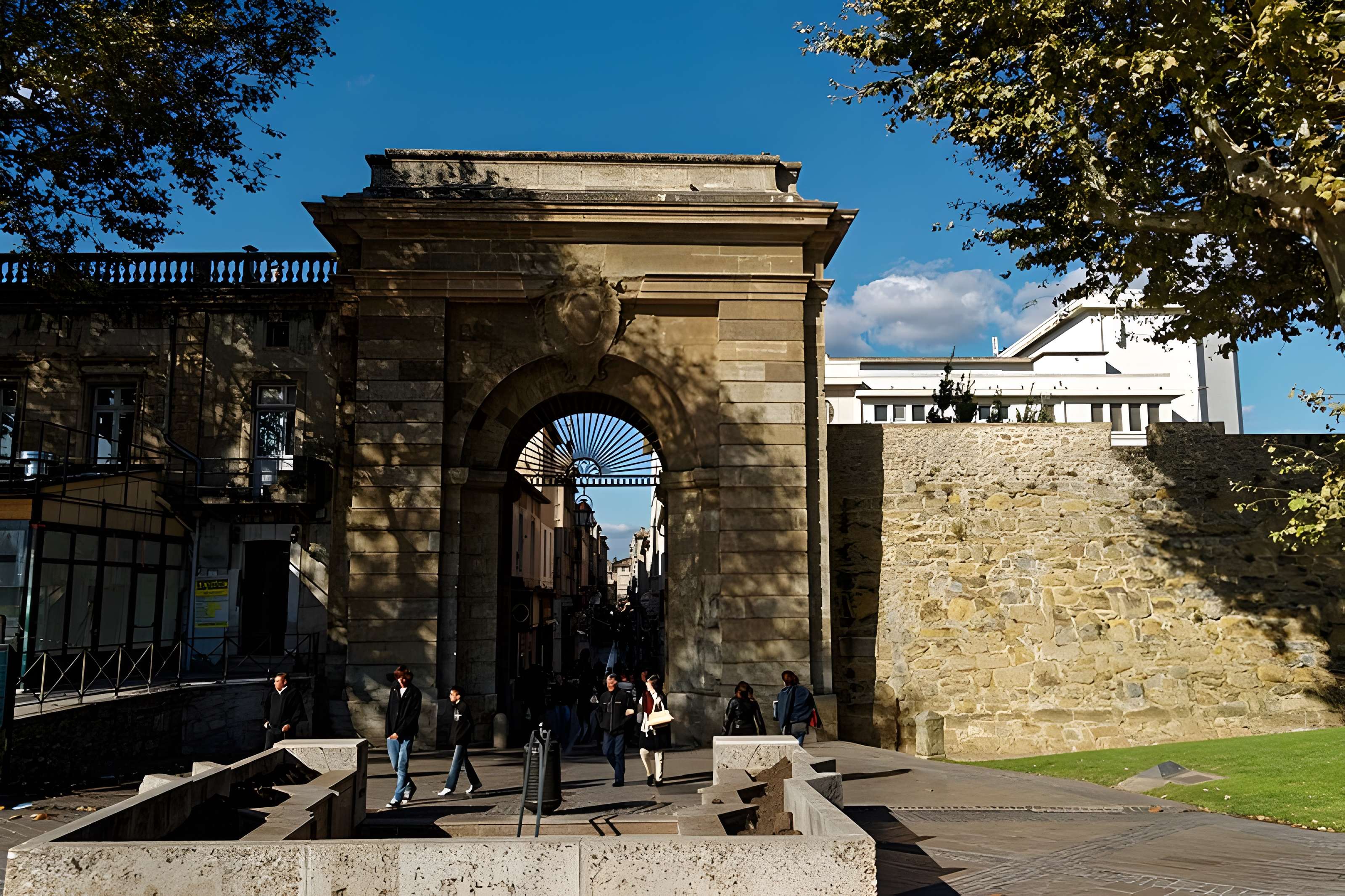 Portail des Jacobins de Carcassonne