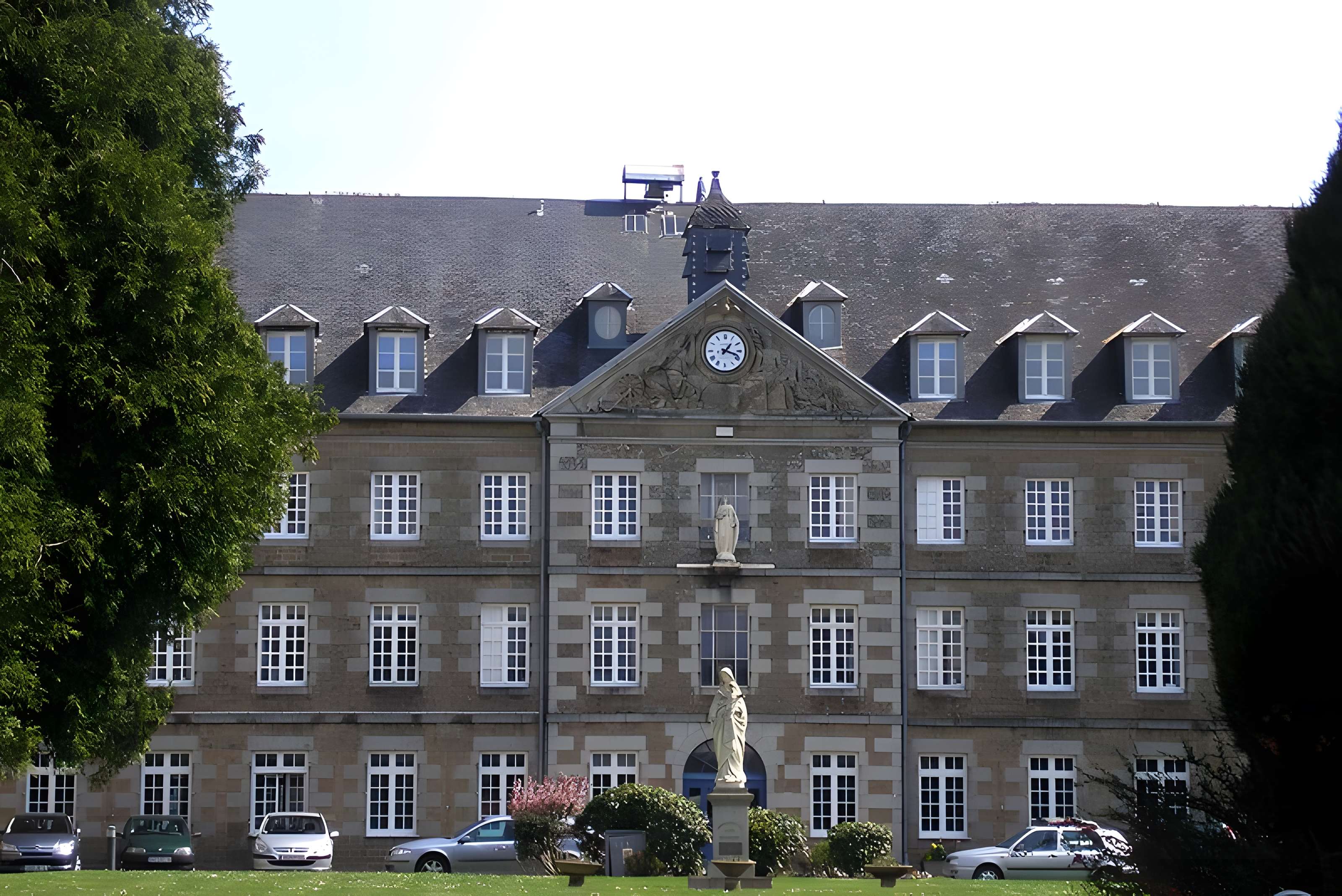 Portail du Couvent de Blon à Vaudry