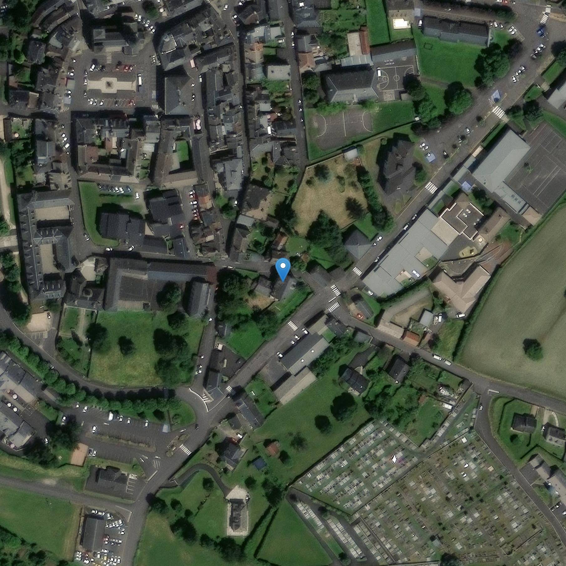 Photo de Portal de la Escuela Superior Marmontel en Mauriac