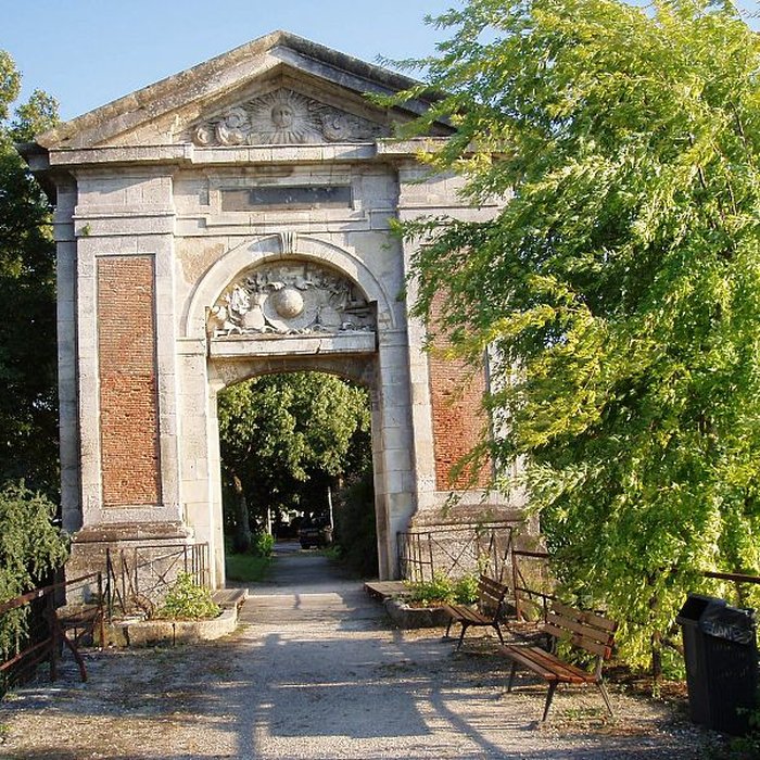 Photo de Porte Dauphine de La Rochelle