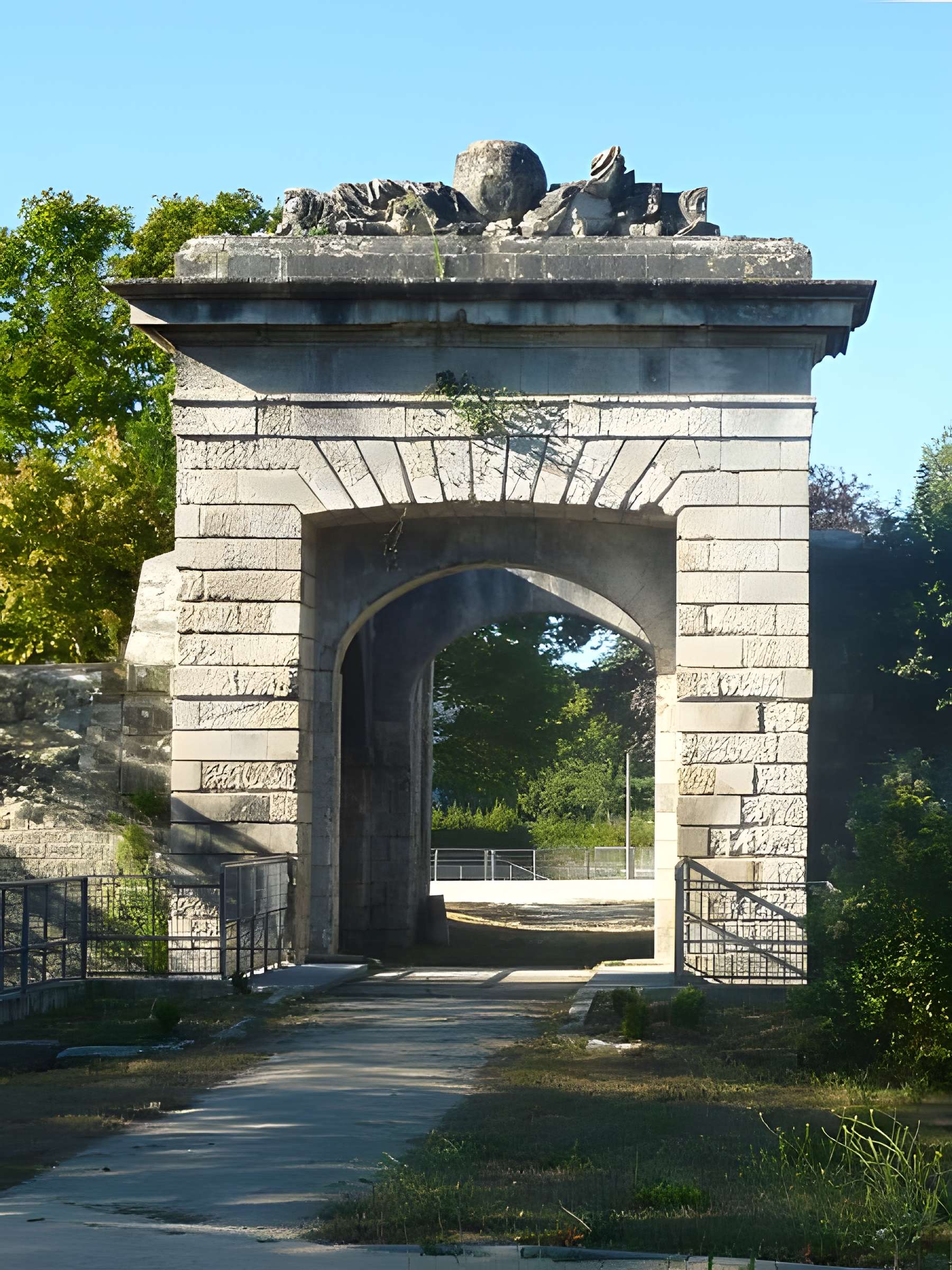 Porte Dauphine de La Rochelle