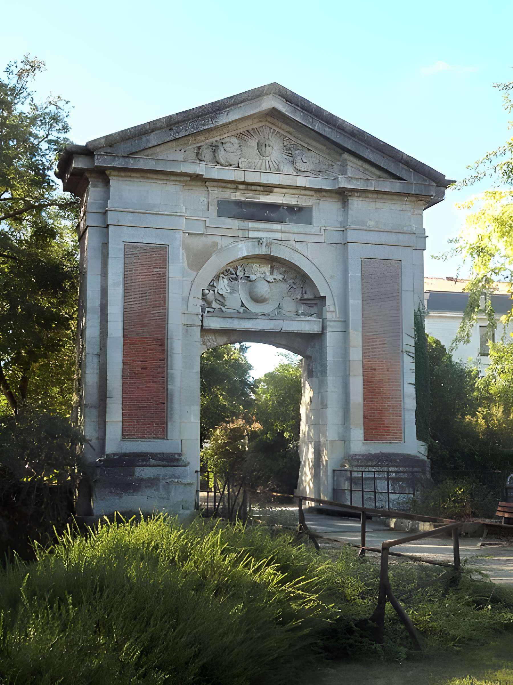 Porte Dauphine de La Rochelle
