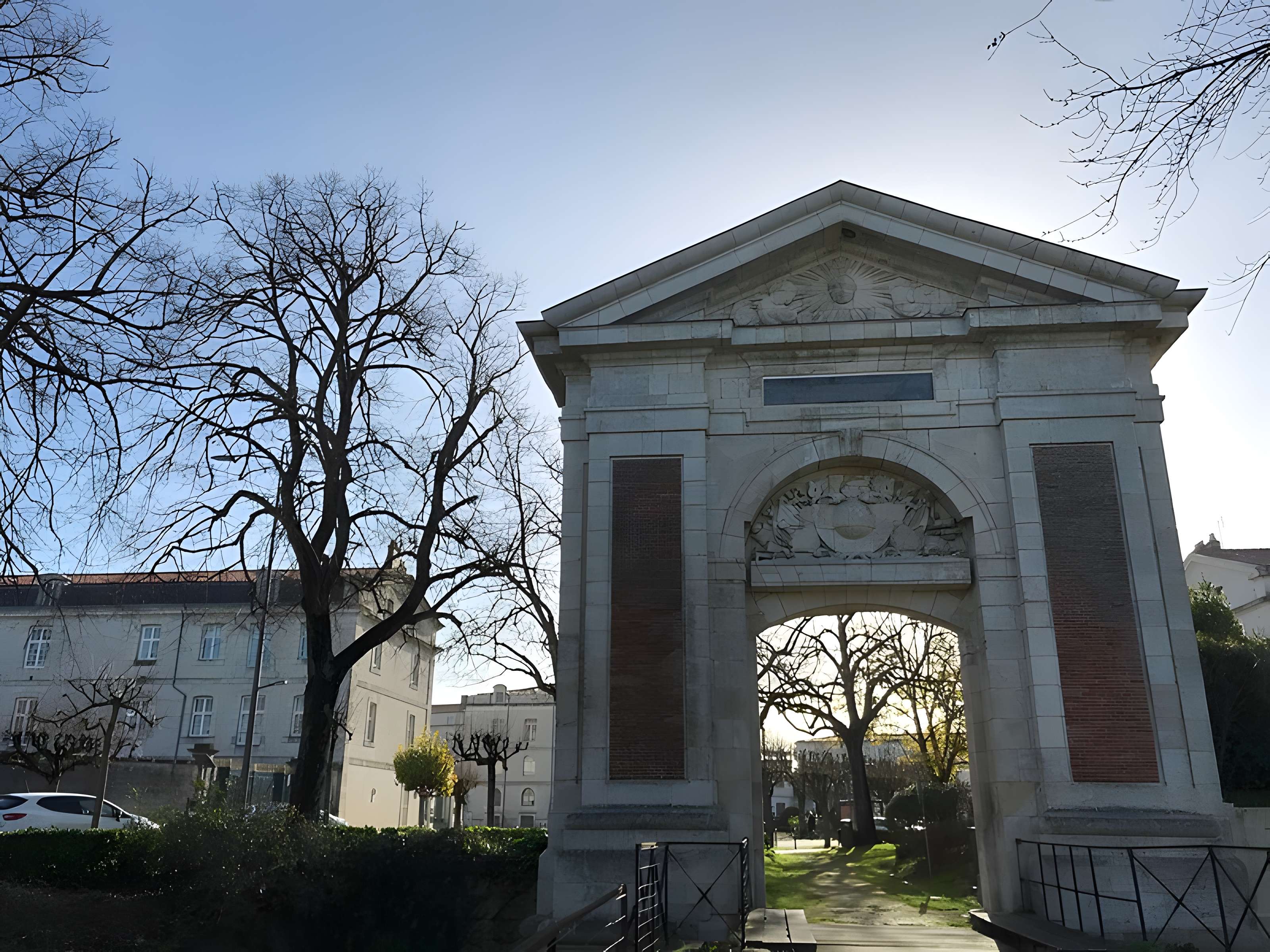 Porte Dauphine de La Rochelle